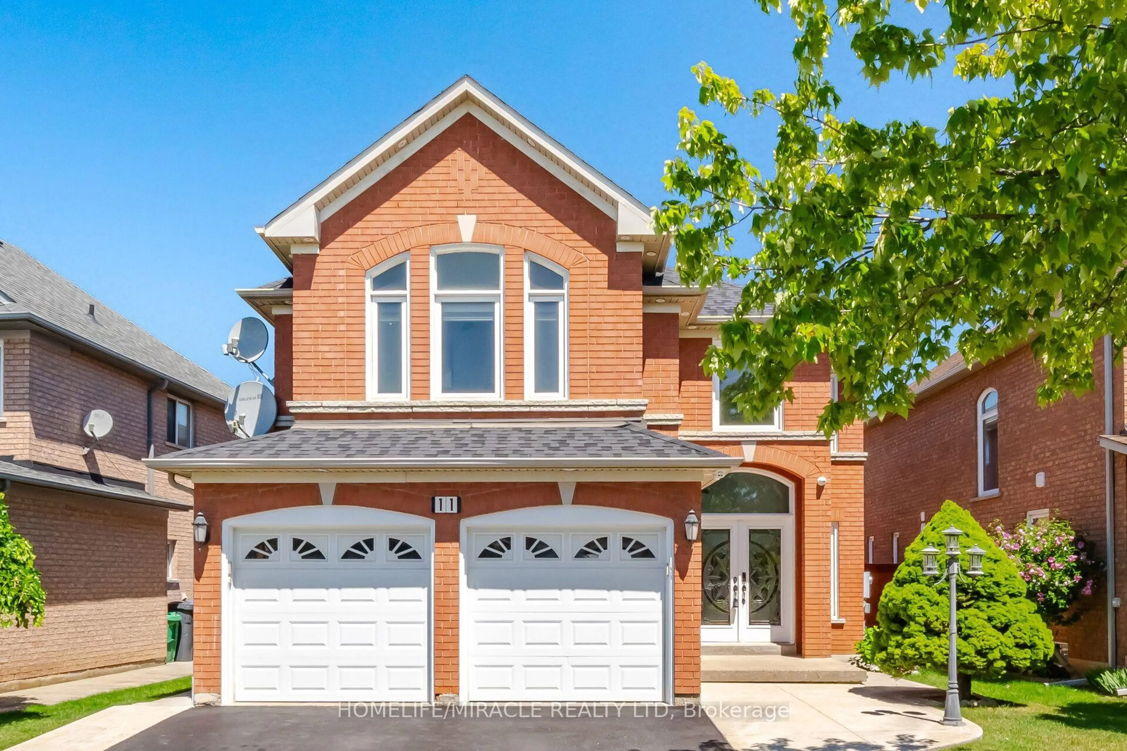 Home with brick exterior material, street for 11 Barleyfield Rd, Brampton Ontario L6R 1R4