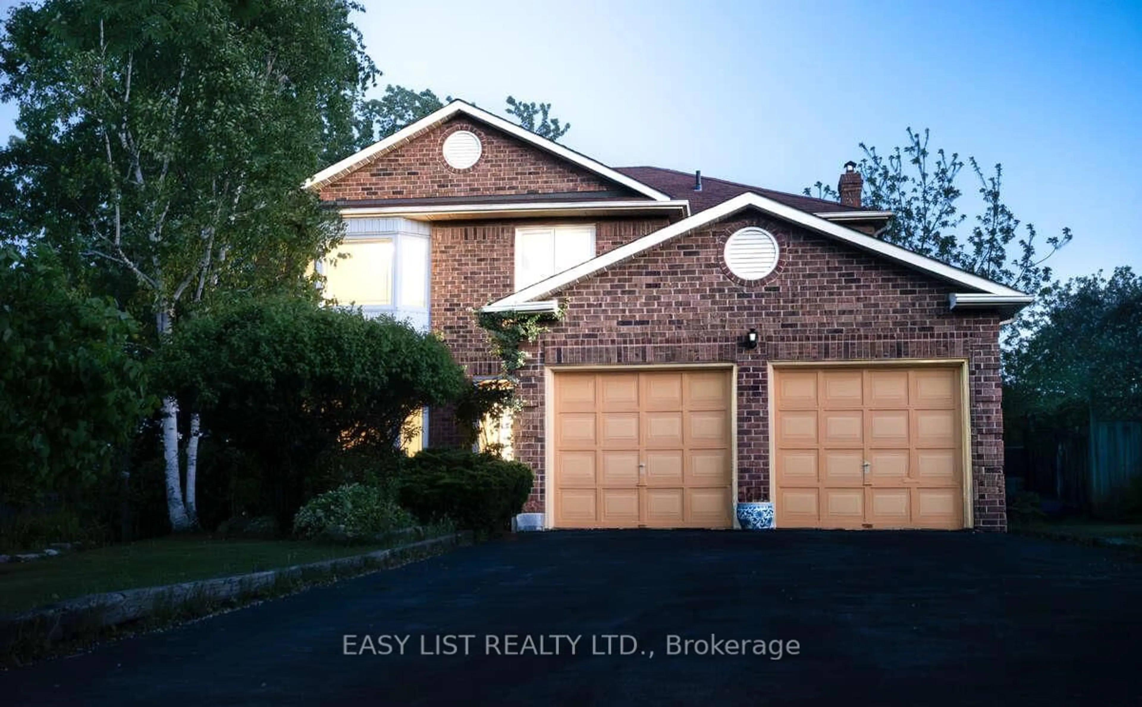 Home with brick exterior material, street for 208 Anastasia Terr, Mississauga Ontario L5B 3A6
