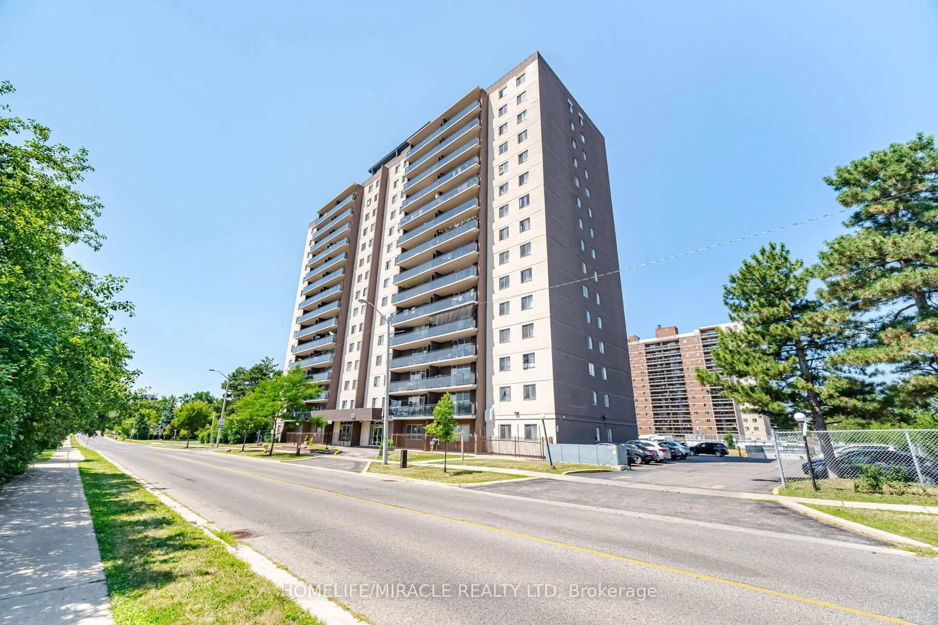 A pic from outside/outdoor area/front of a property/back of a property/a pic from drone, building for 60 Stevenson Rd #1105, Toronto Ontario M9V 2B4