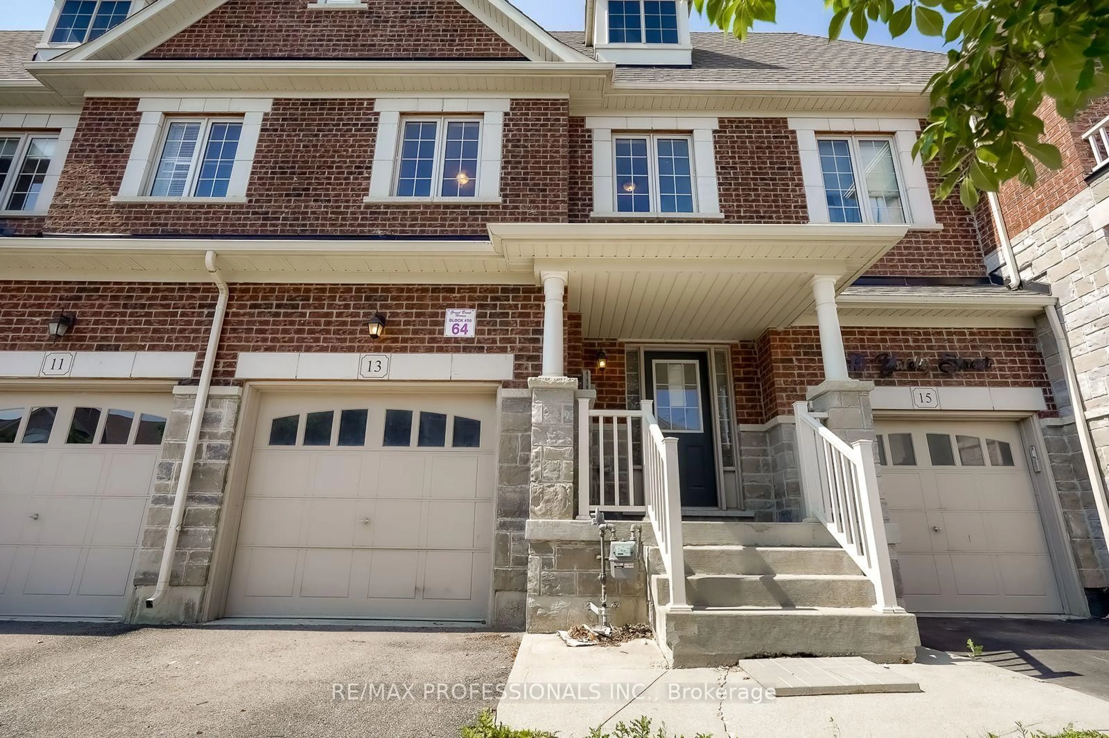 Unknown for 13 Yately St, Brampton Ontario L7A 4R9