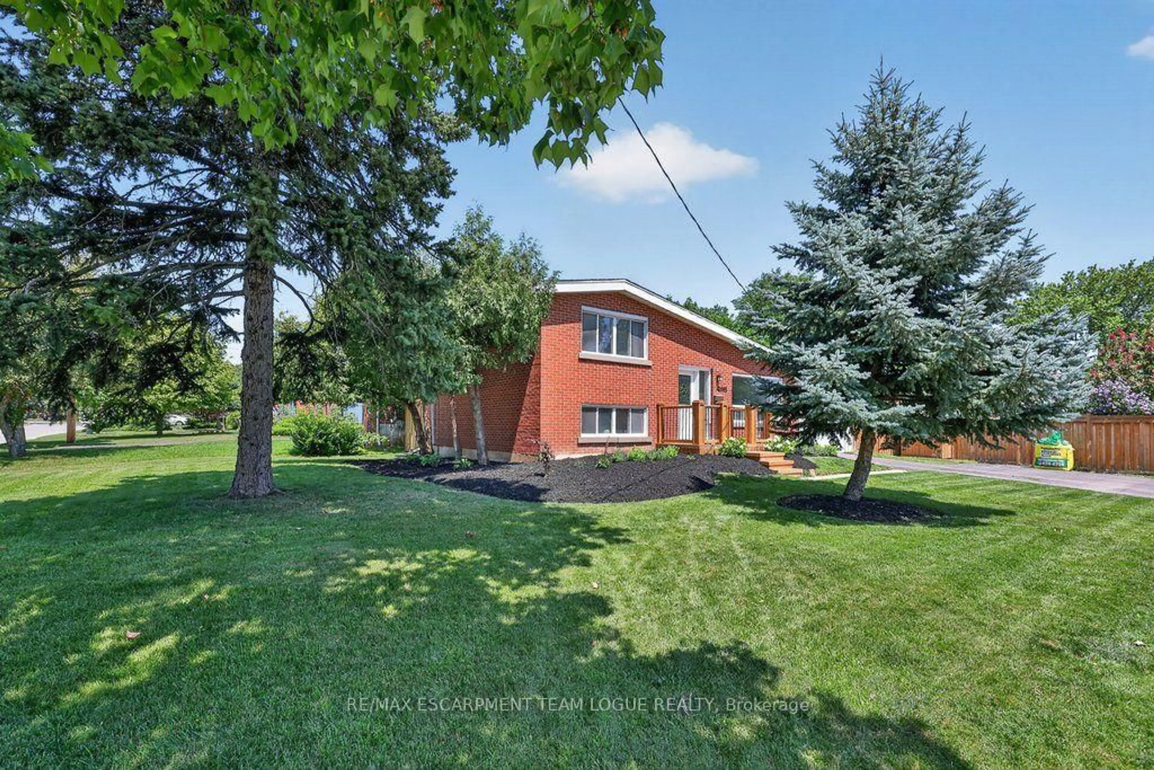 Unknown for 2085 Mountainside Dr, Burlington Ontario L7P 1A9