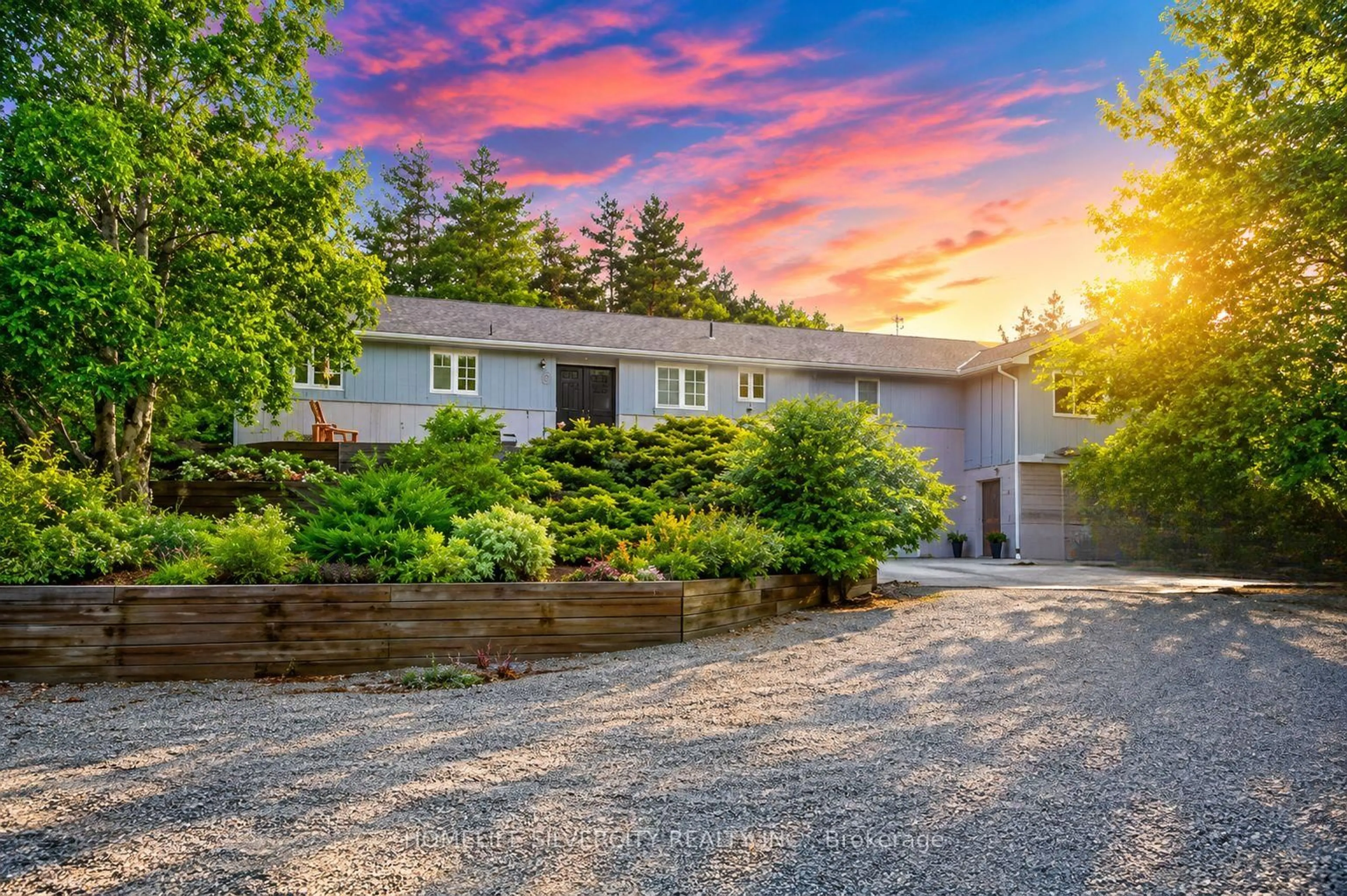 A pic from outside/outdoor area/front of a property/back of a property/a pic from drone, street for 18954 The Gore Rd, Caledon Ontario L7K 2M7