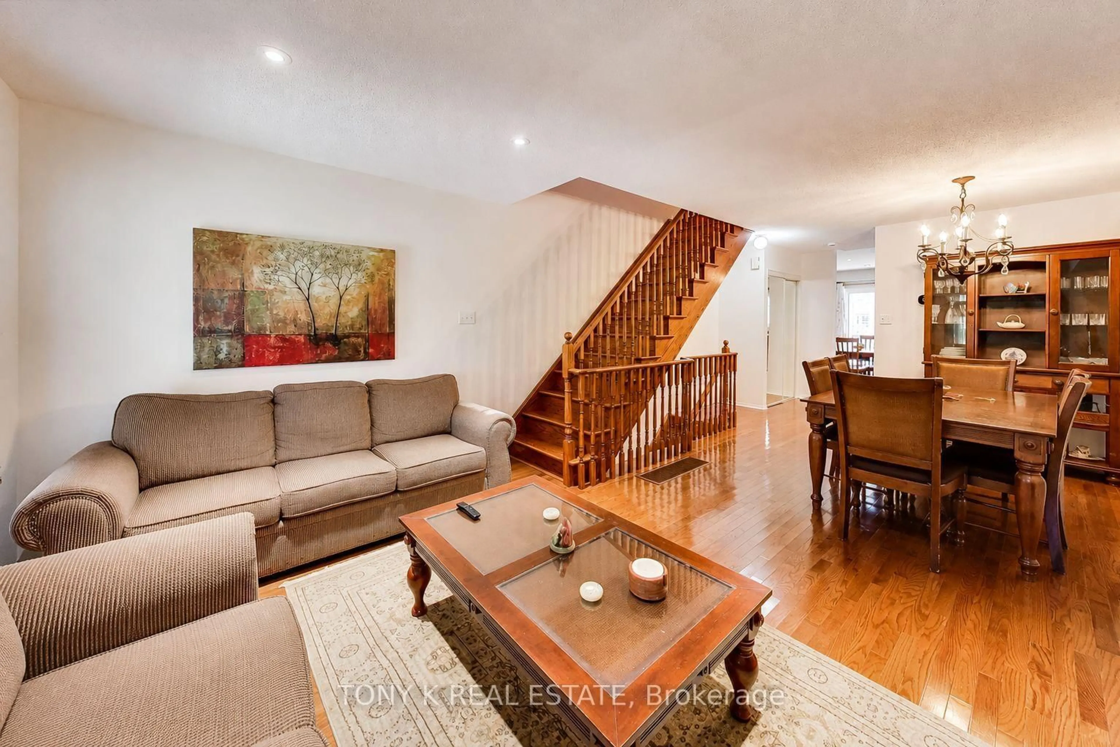 Living room with furniture, unknown for 45 Weston Rd, Toronto Ontario M6N 5H3