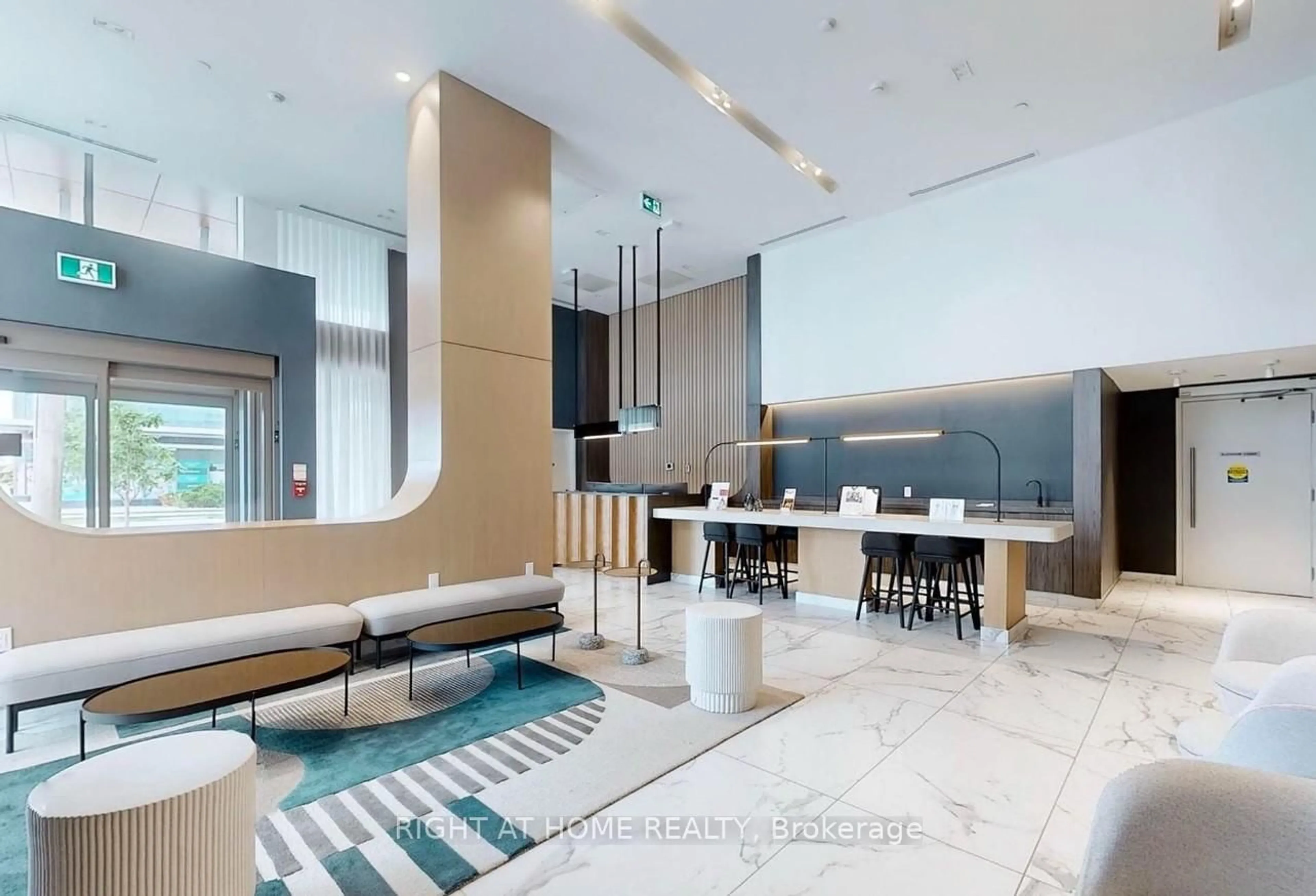 Lobby for 1195 The Queensway #704, Toronto Ontario M8Z 0H1