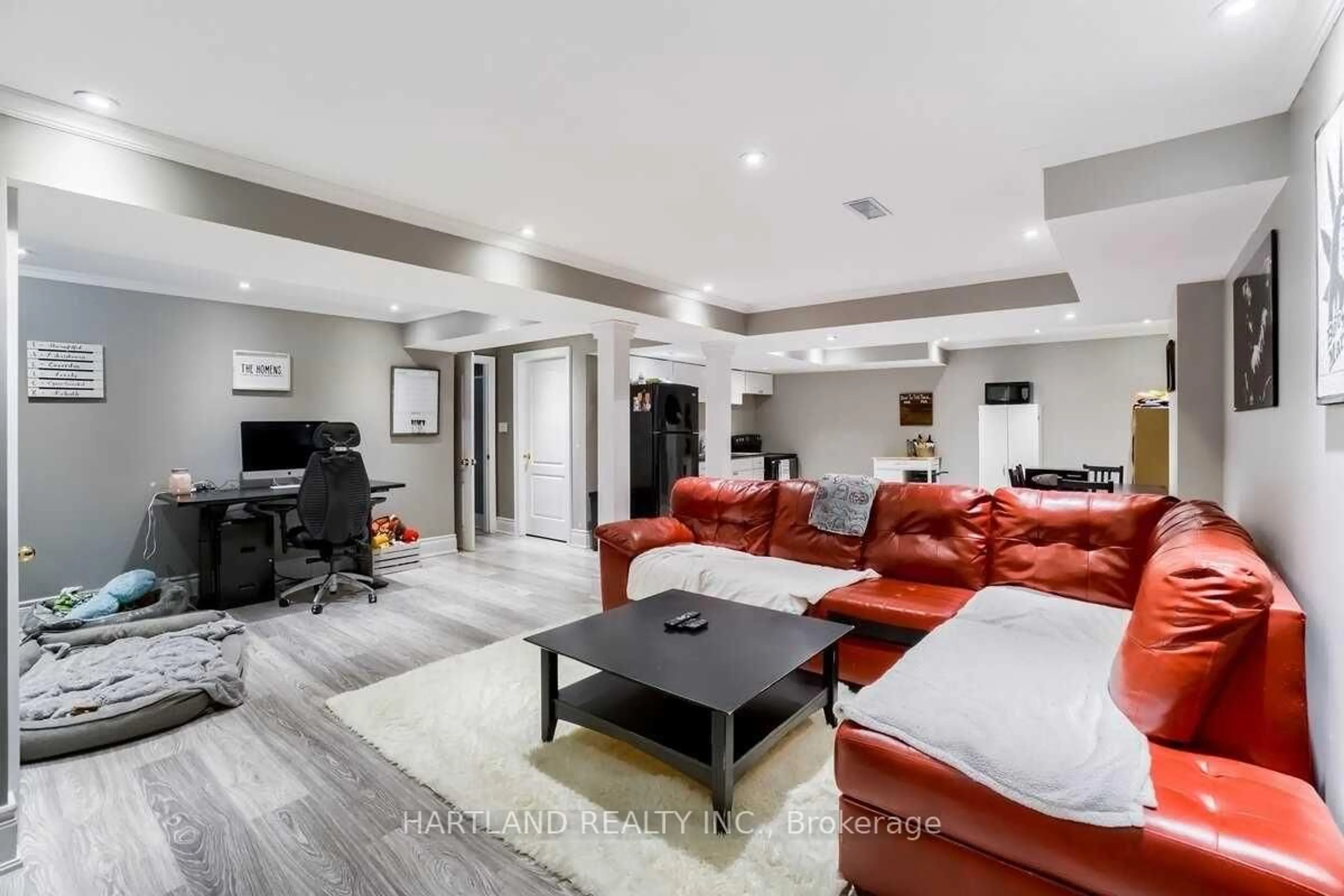 Living room with furniture, unknown for 476 Jay Cres, Orangeville Ontario L9W 4Y8