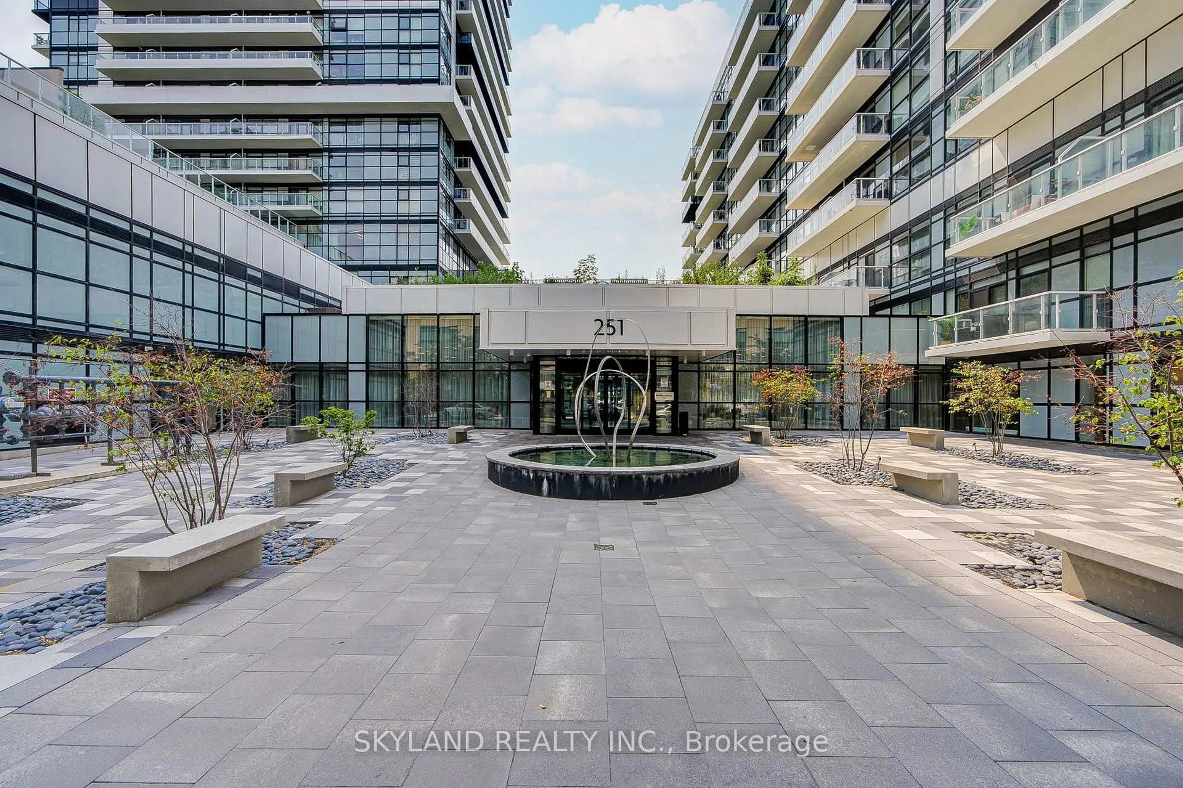Indoor foyer for 251 Manitoba St #205, Toronto Ontario M8Y 0C7