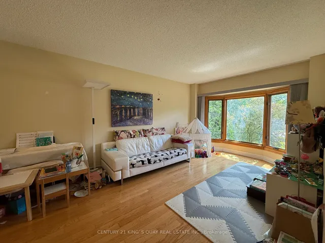 412 Freeman Cres, Oakville 4