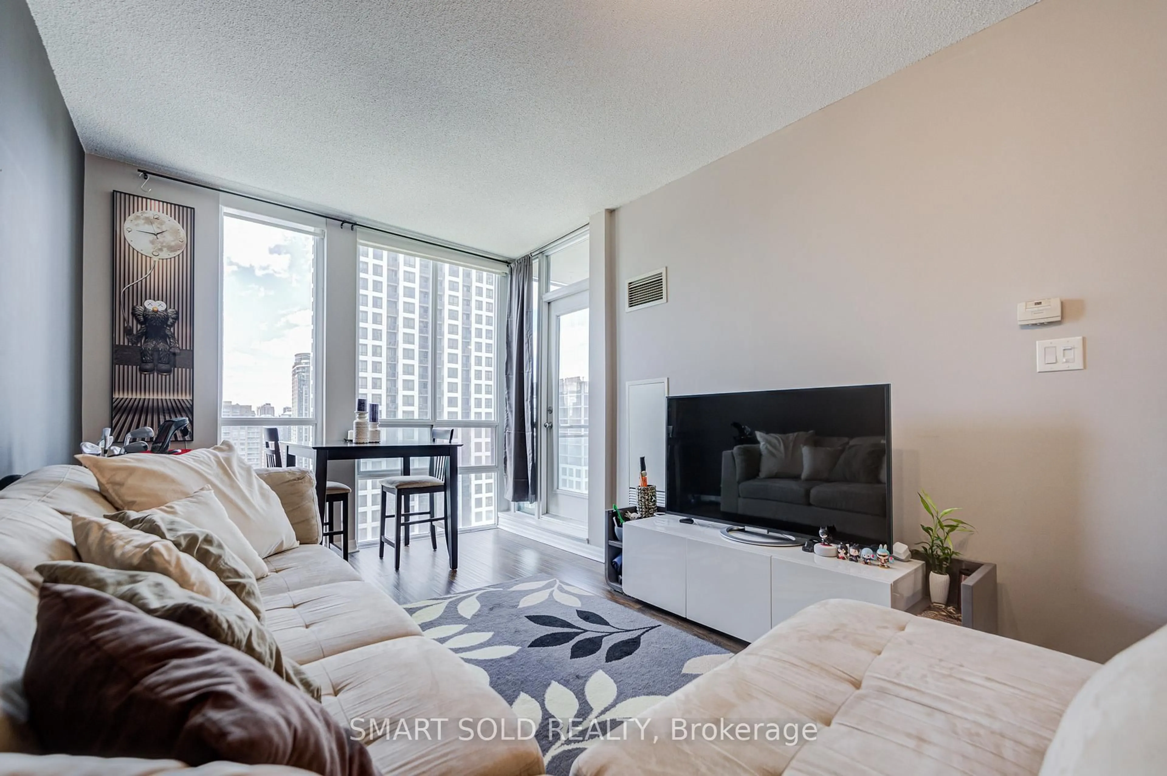 Living room with furniture, unknown for 3515 Kariya Dr #2610, Mississauga Ontario L5B 0C1