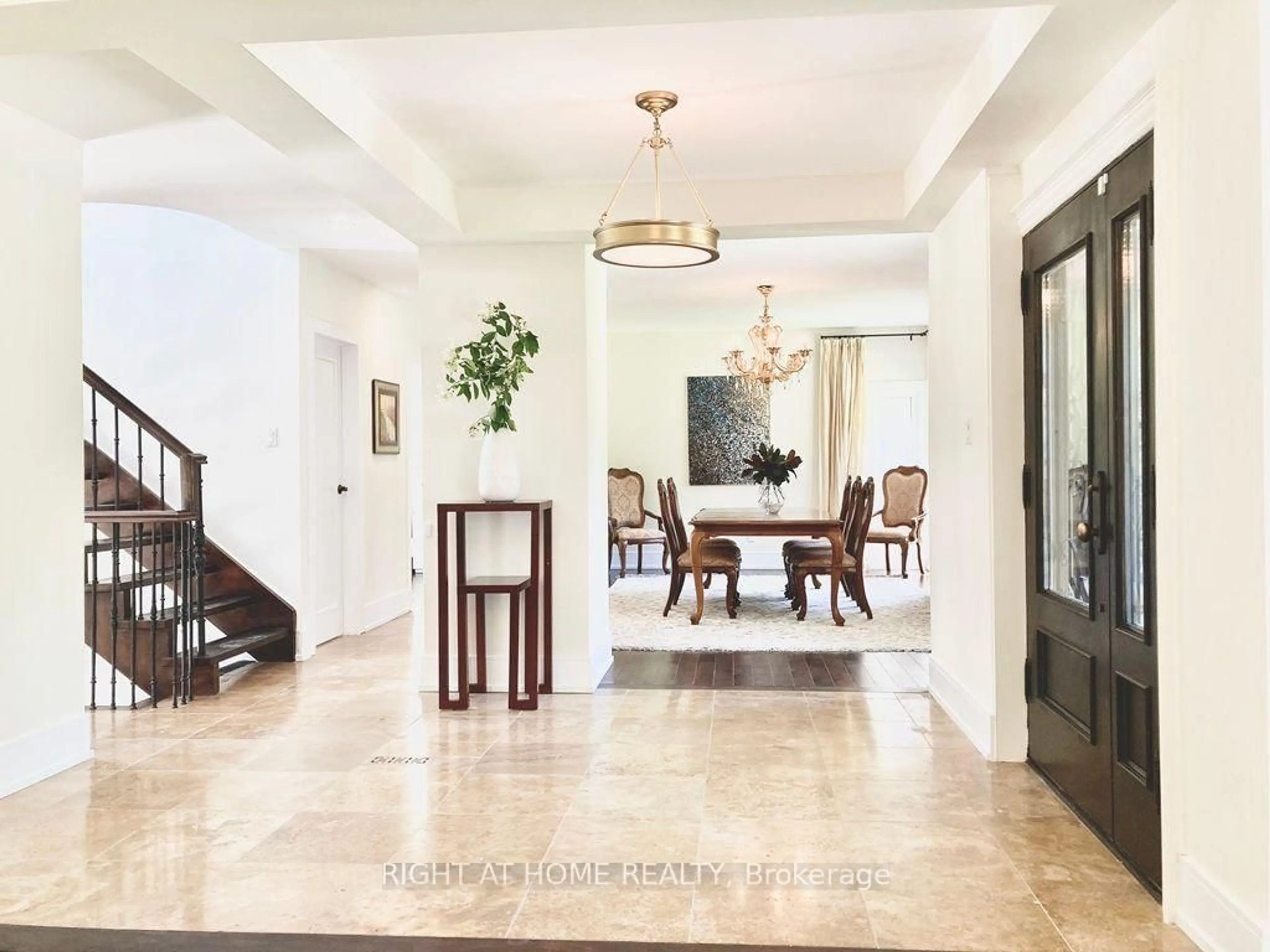 Unknown for 471 Country Club Cres, Mississauga Ontario L5J 2P9