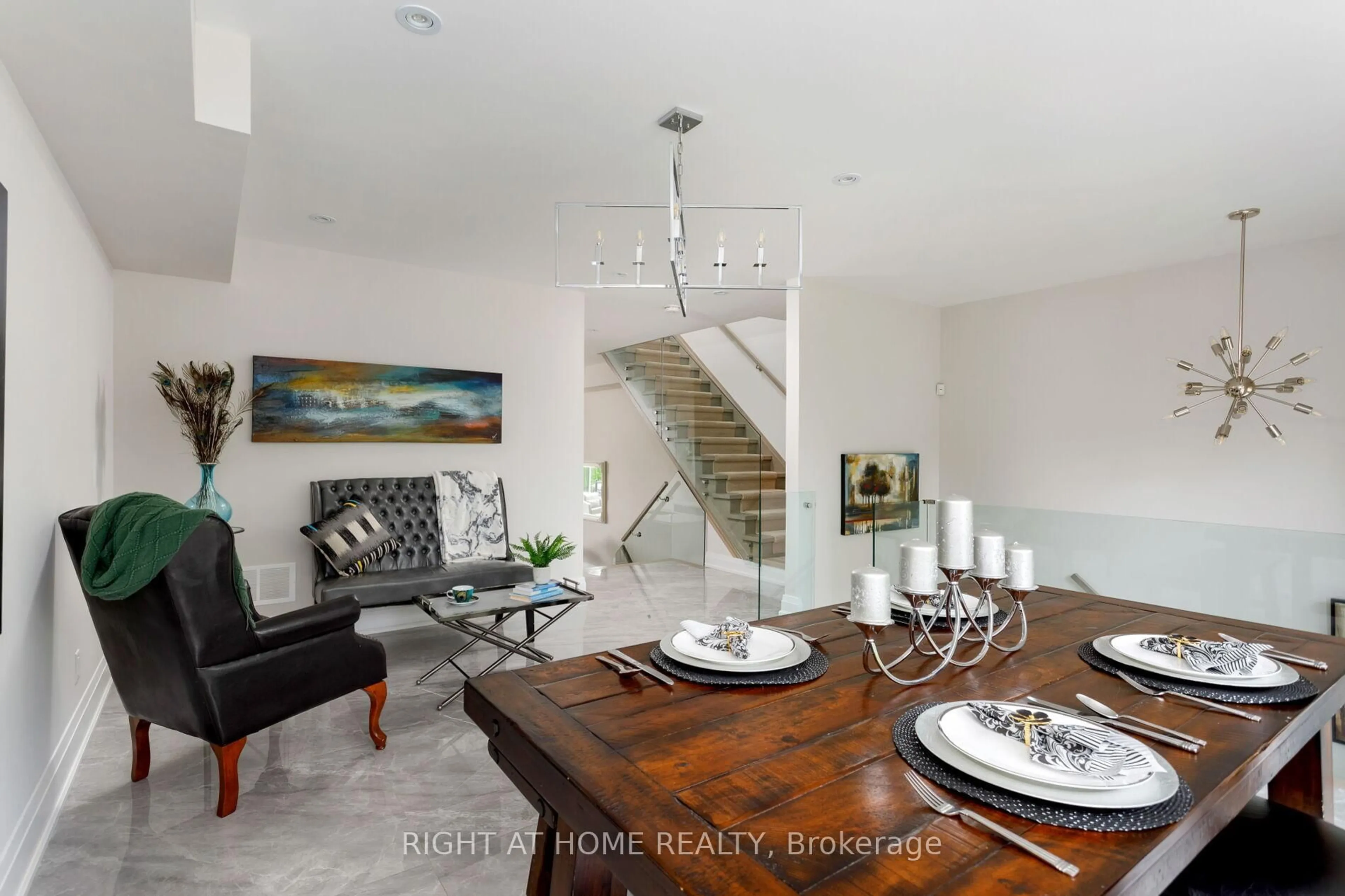 Dining room, unknown for 175 Hay Ave, Toronto Ontario M8Z 1G3