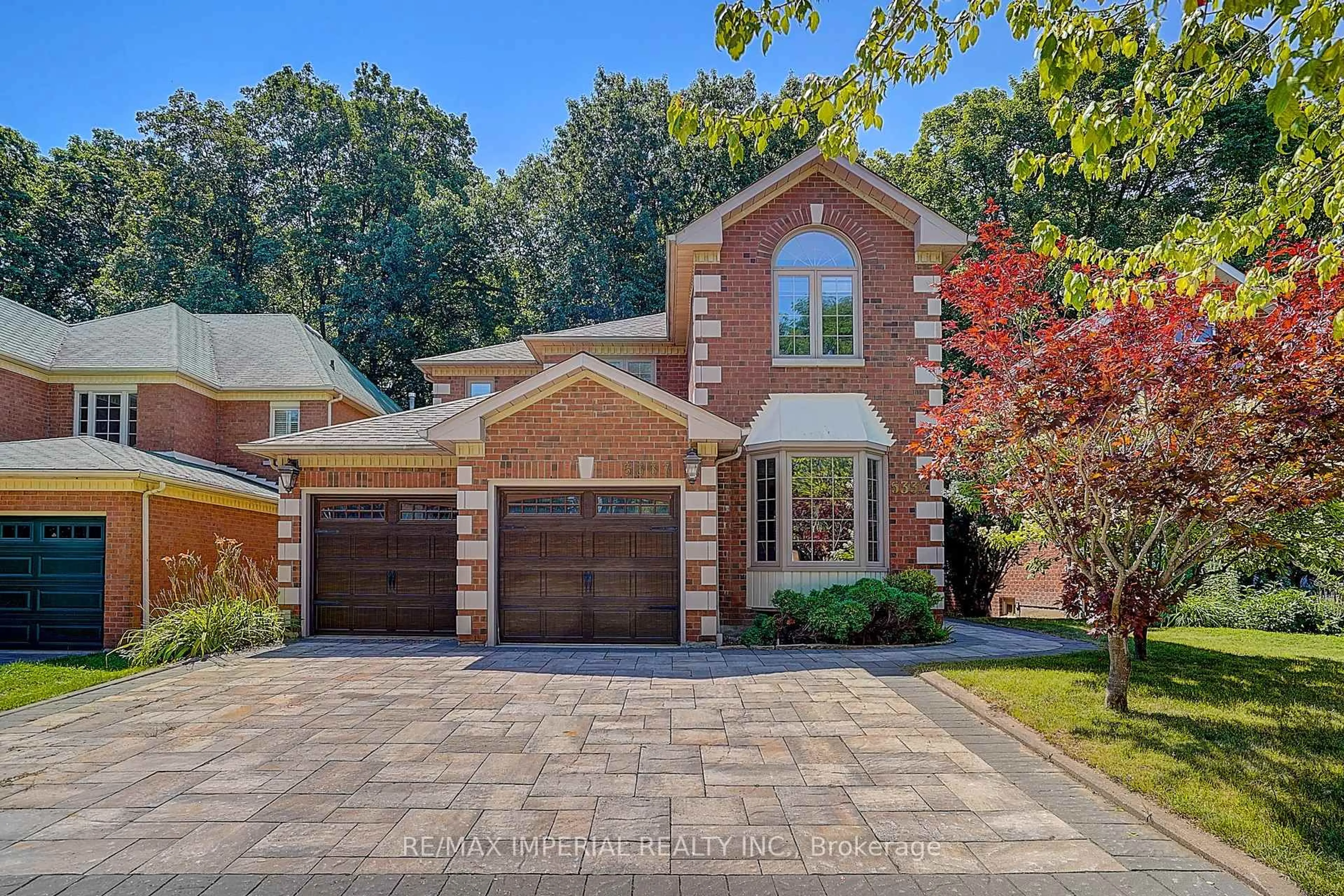 Home with brick exterior material, street for 5337 Champlain Tr, Mississauga Ontario L5R 2Y6