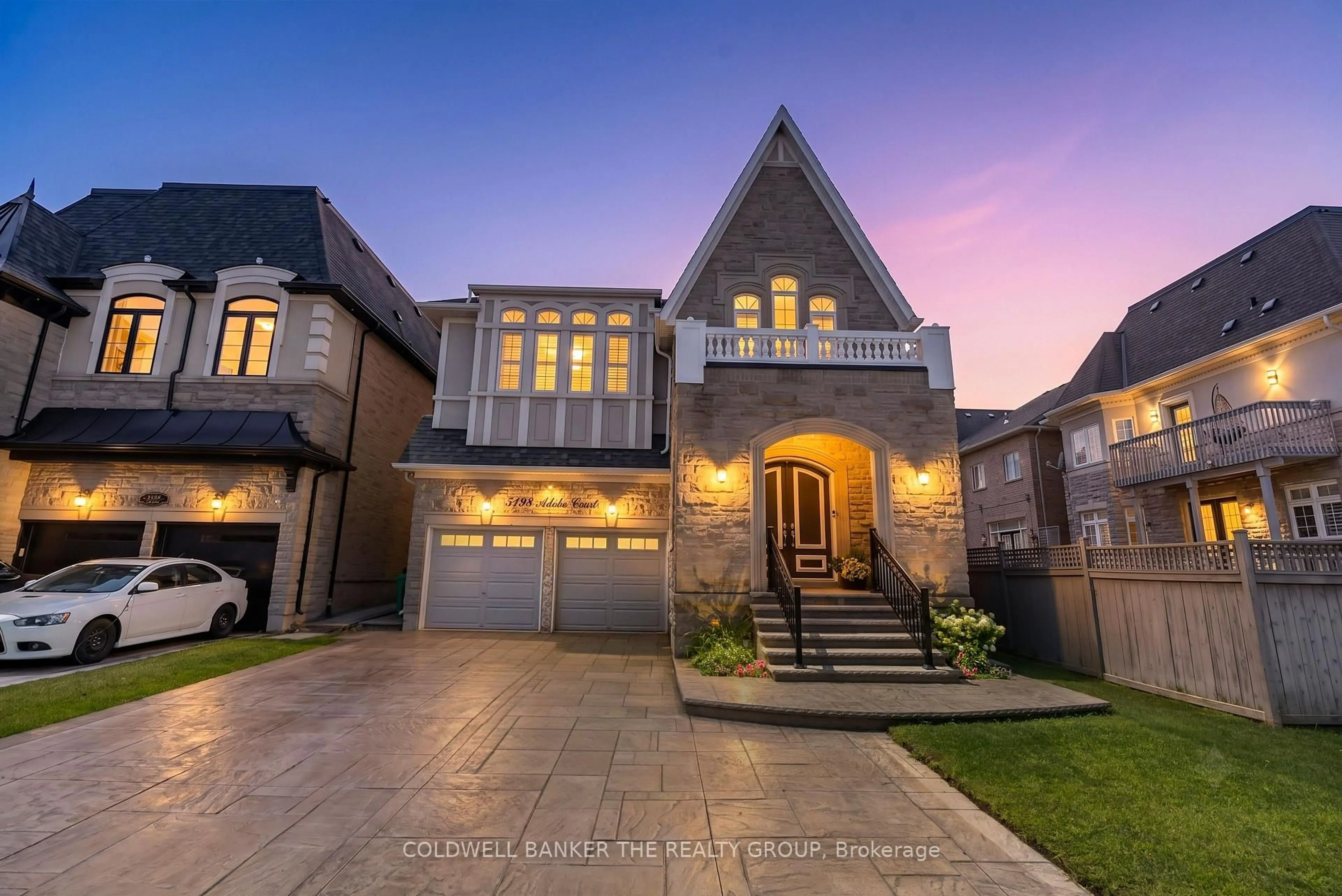 Home with brick exterior material, street for 5198 Adobe Crt, Mississauga Ontario L5M 0K8