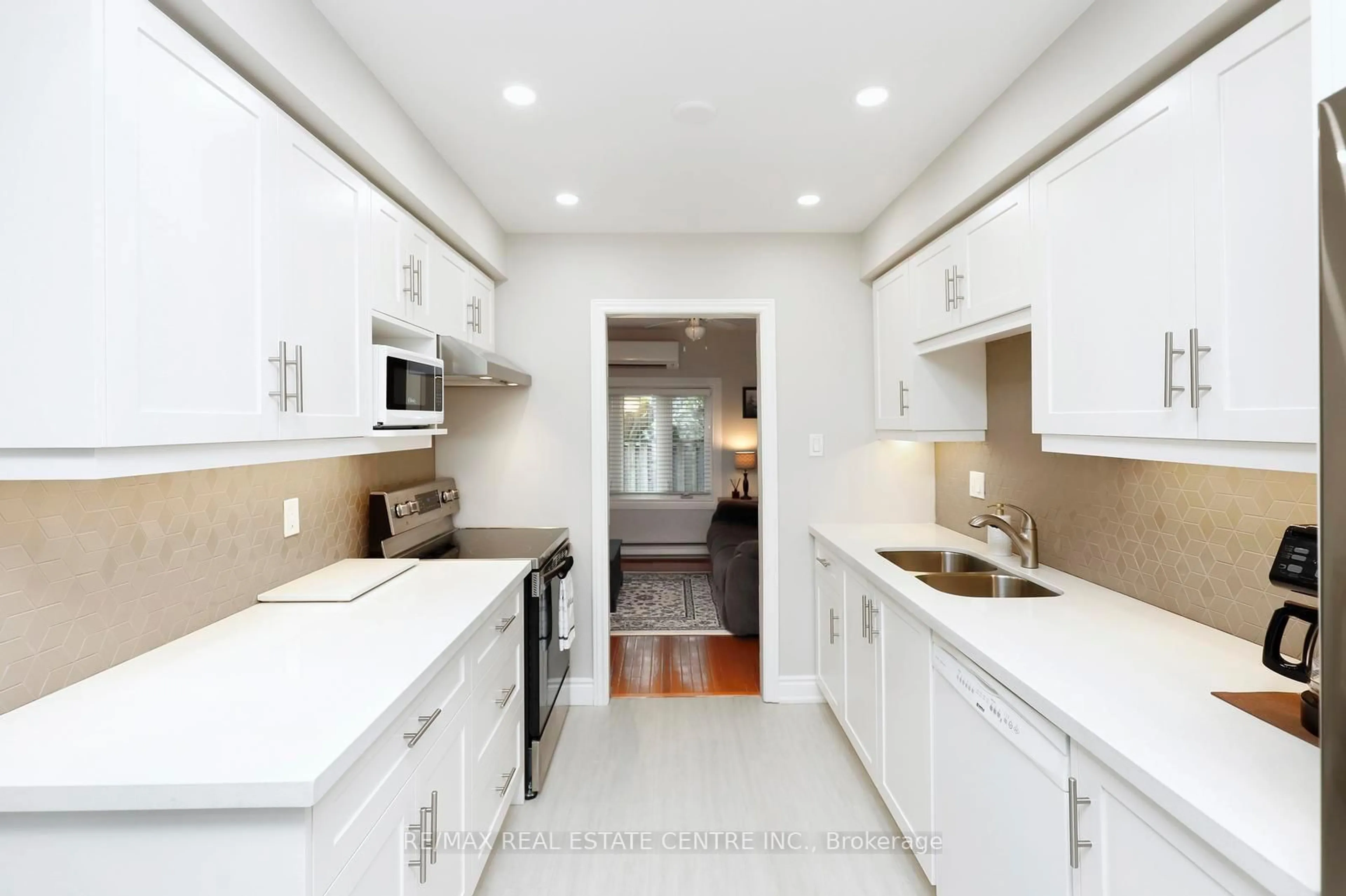 Unknown for 341 Wilson Dr #3, Milton Ontario L9T 3Y9