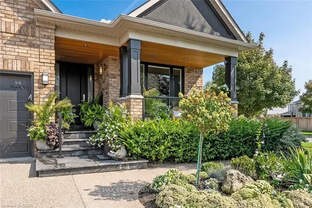 4252 Sarazen Dr, Burlington 3