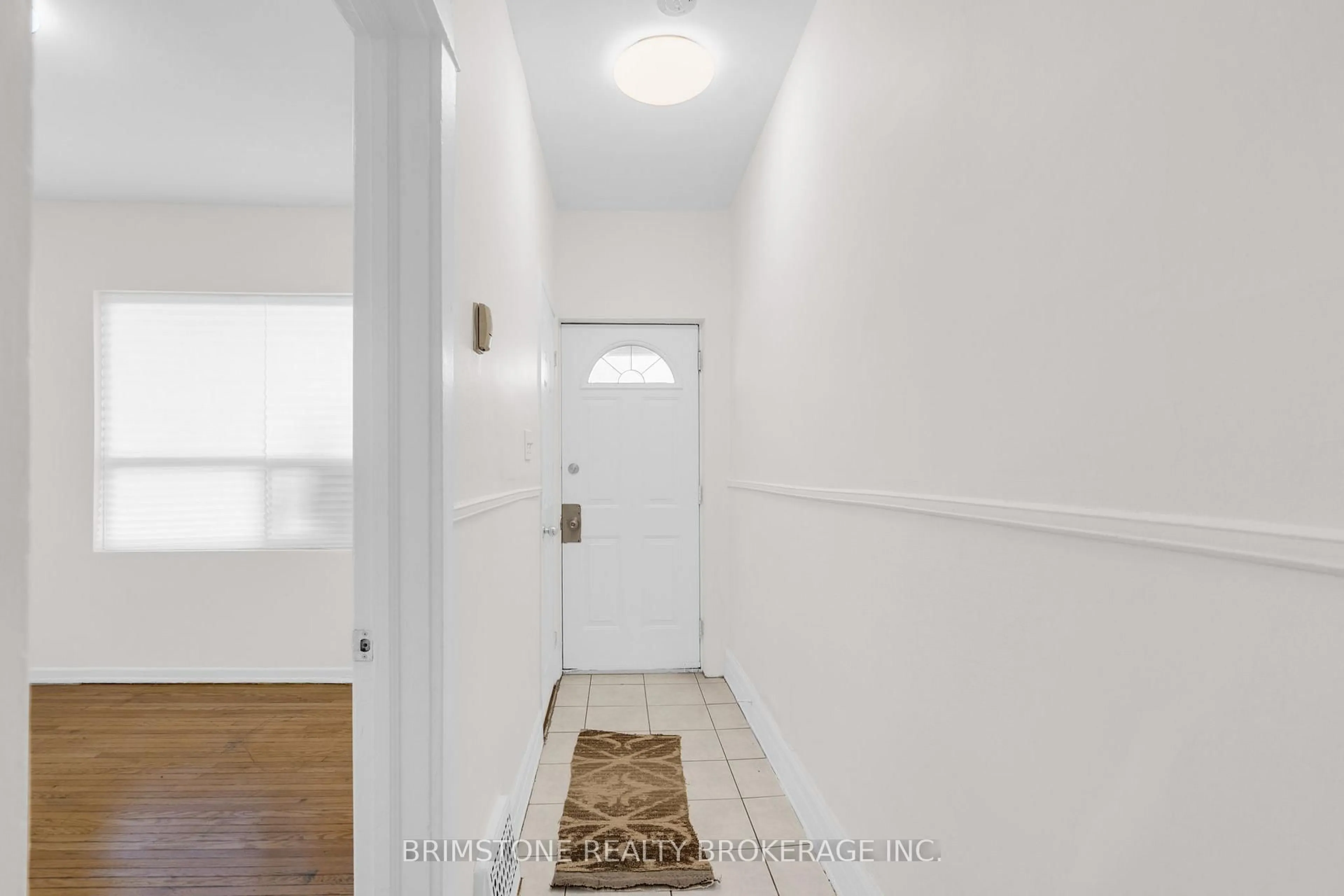 Indoor entryway for 285 Old Weston Rd, Toronto Ontario M6N 3A7