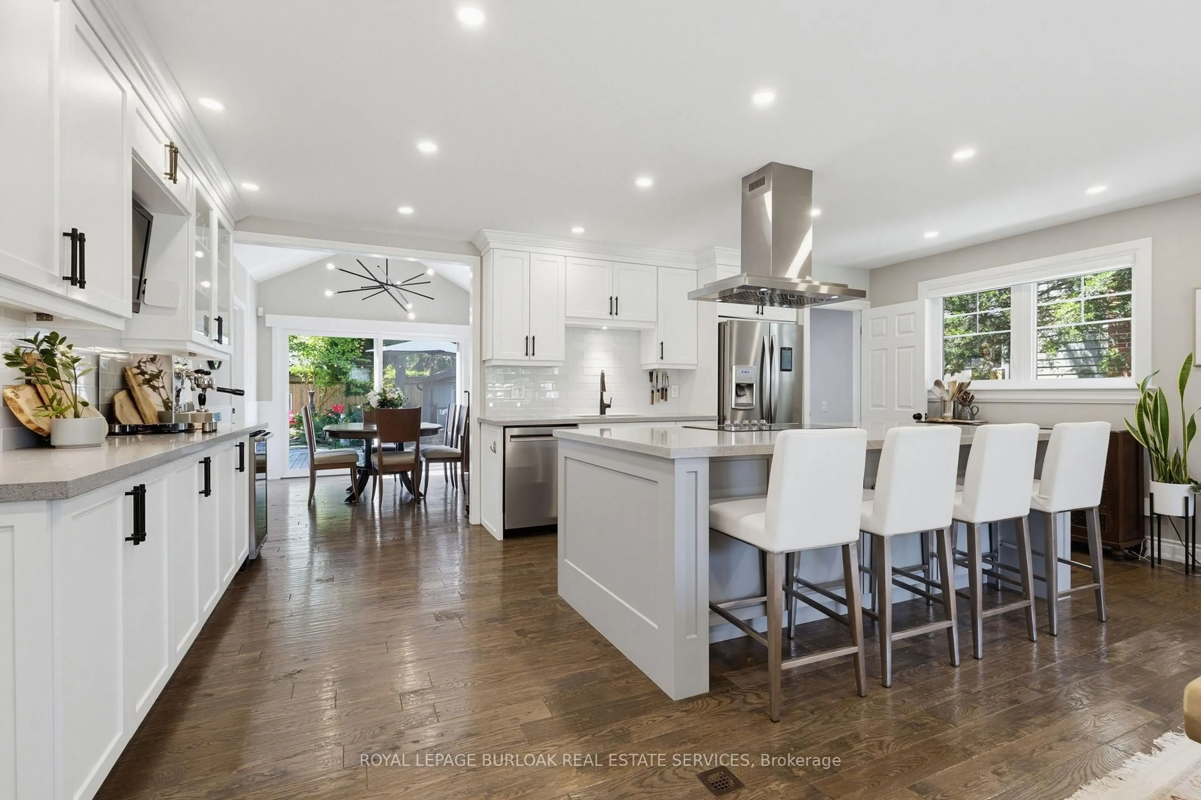 Open concept kitchen, ceramic/tile floor for 478 Bridgman Ave, Burlington Ontario L7R 2V2