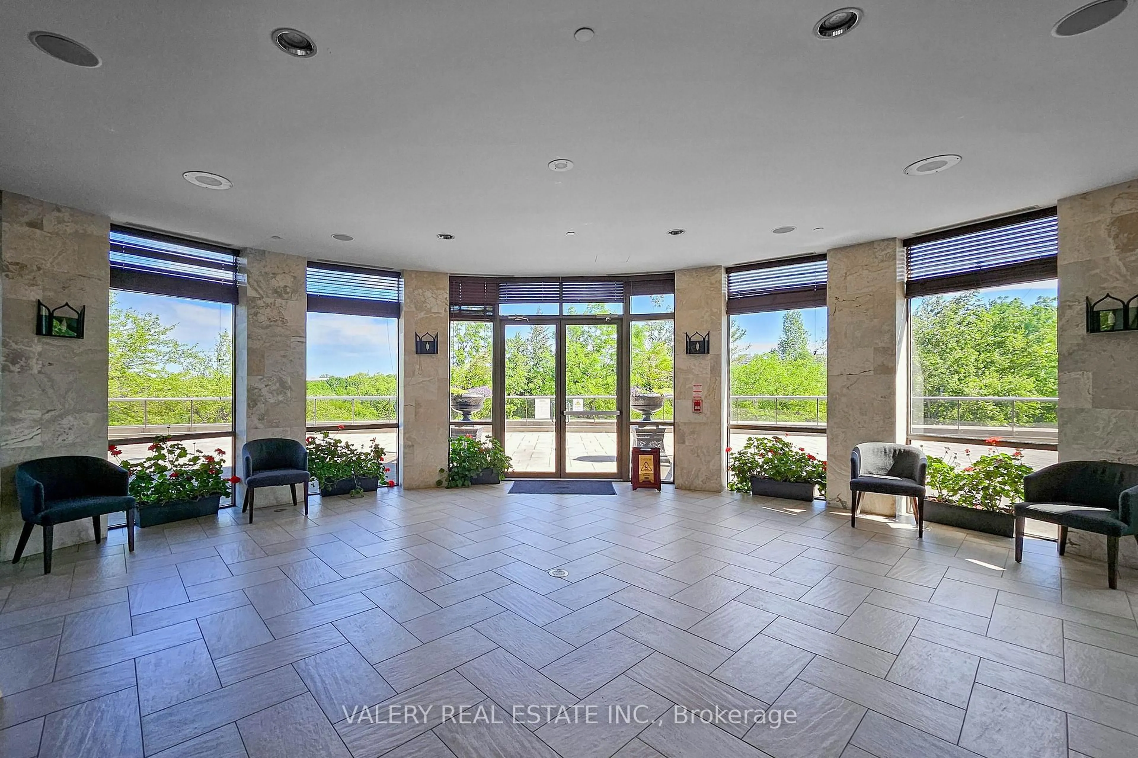 Indoor foyer for 700 Humberwood Blvd #1626, Toronto Ontario M9W 7J4