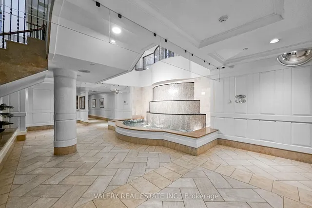 700 Humberwood Blvd #1626, Toronto 5