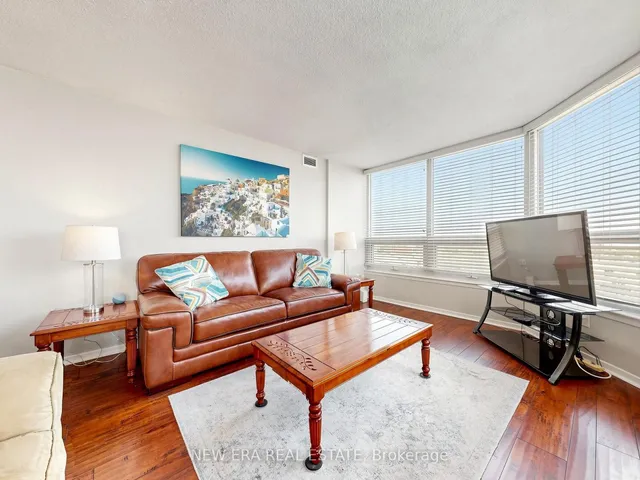 8 Lisa St #2108, Brampton 5