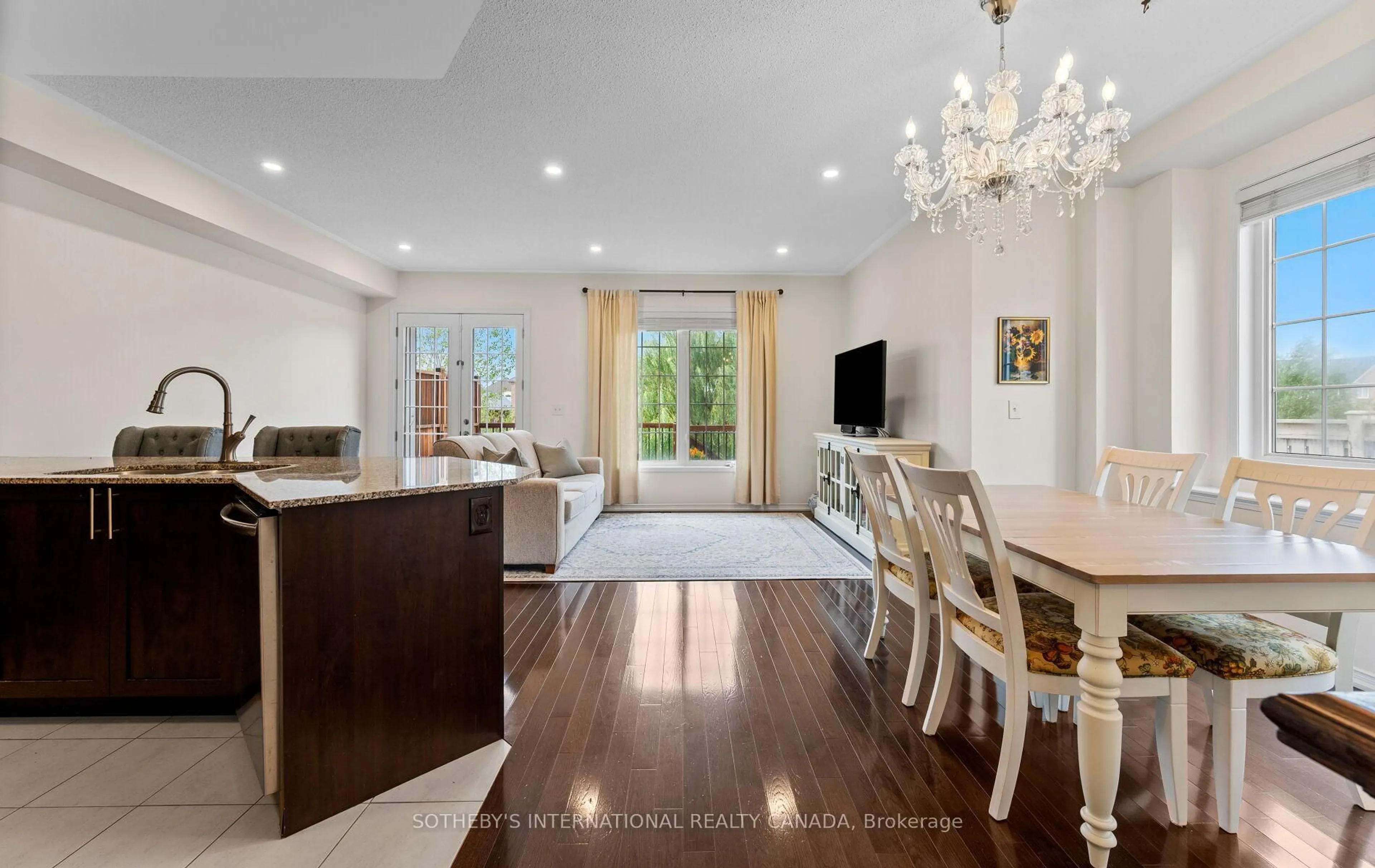 Open concept kitchen, unknown for 745 Farmstead Dr #21, Milton Ontario L9T 8B1