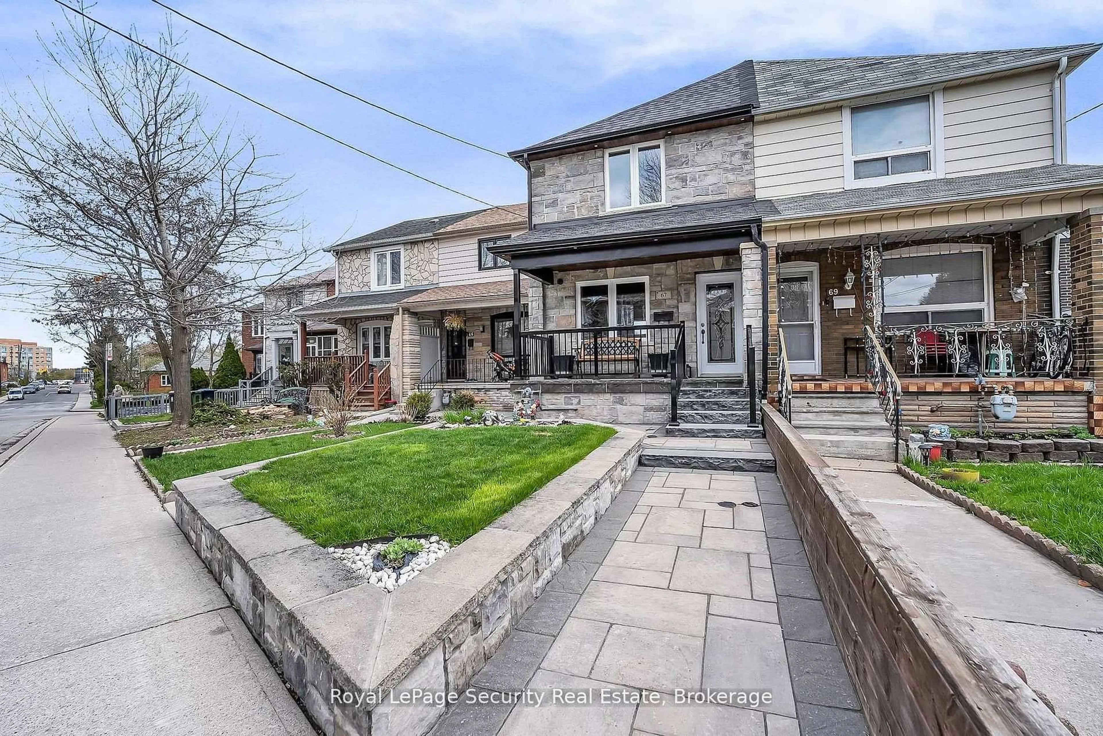 Patio, street for 67 Northland Ave, Toronto Ontario M6N 2C9