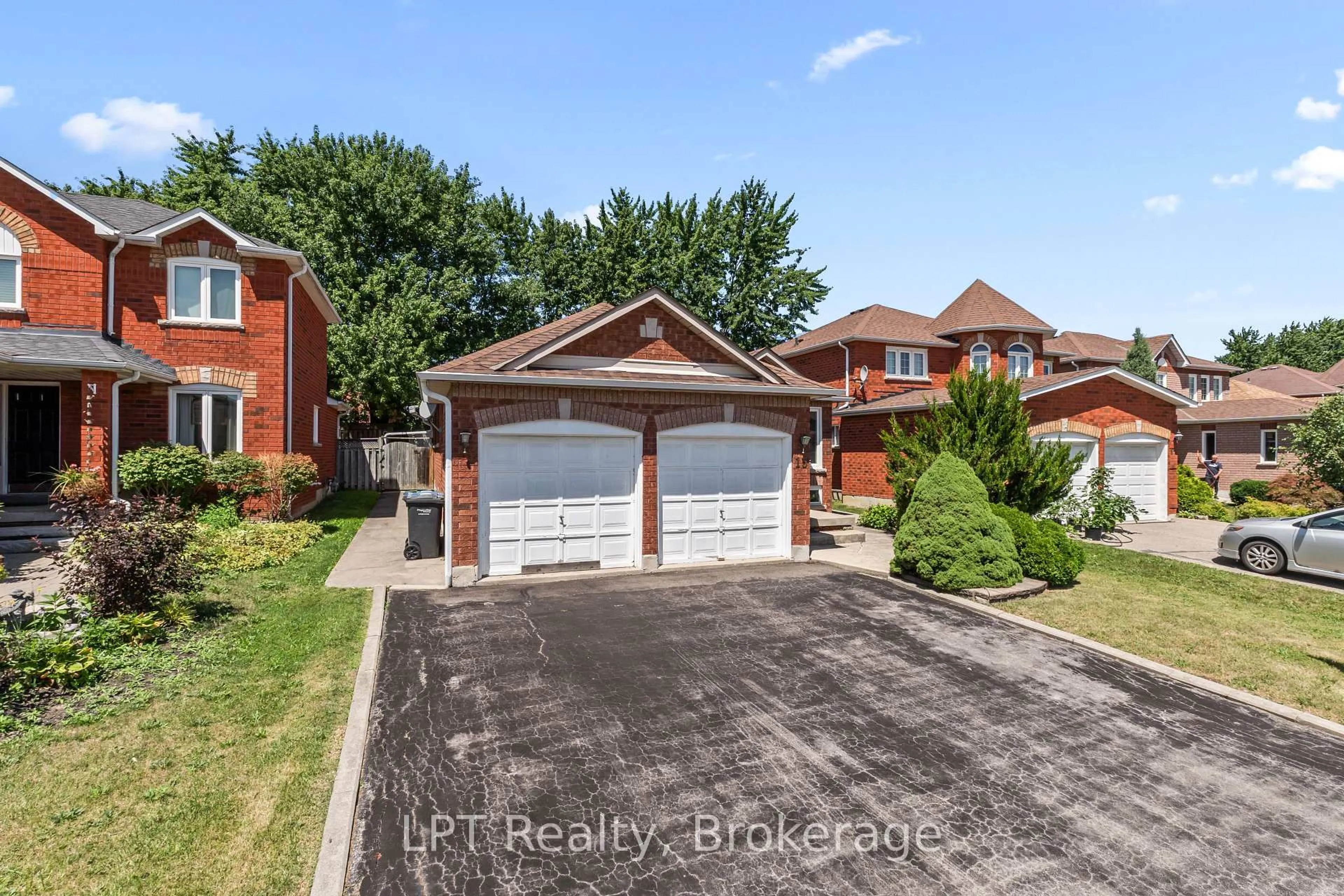 Unknown for 15 Esposito Dr, Caledon Ontario L7E 1T3