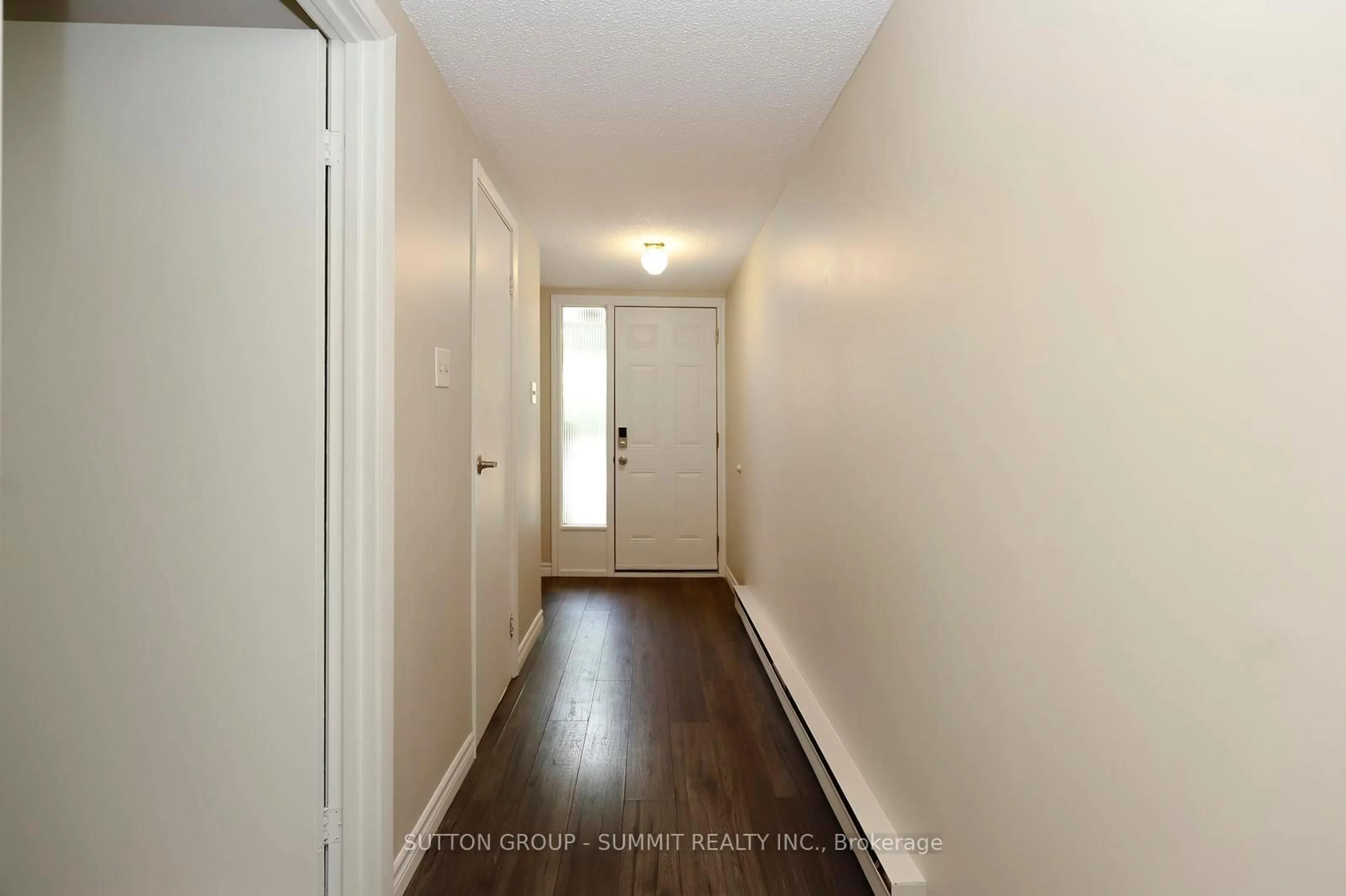 Indoor entryway for 7251 Copenhagen Rd #67, Mississauga Ontario L5N 2H6