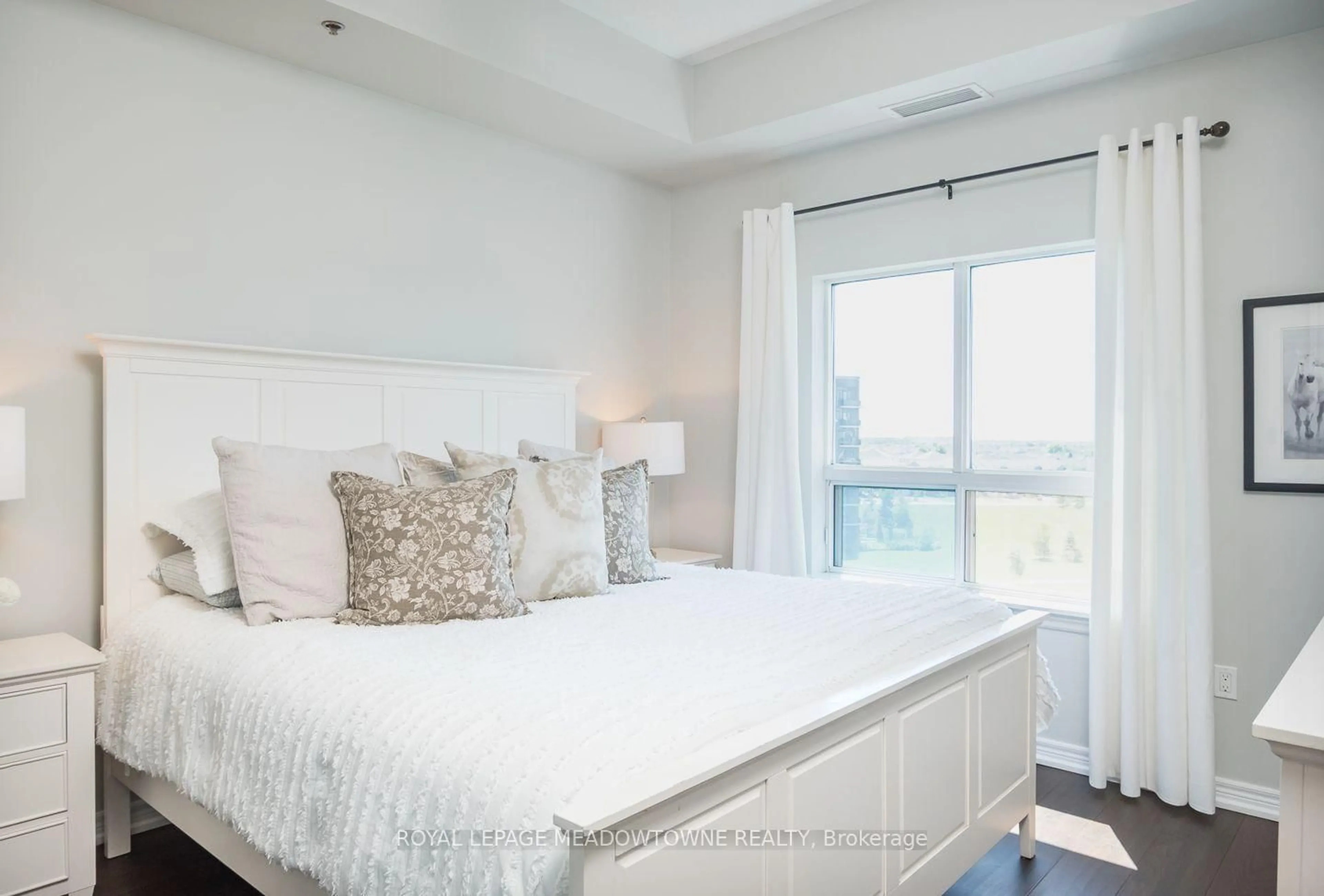Bedroom with bed, unknown for 1419 Costigan Rd #607, Milton Ontario L9T 2L4