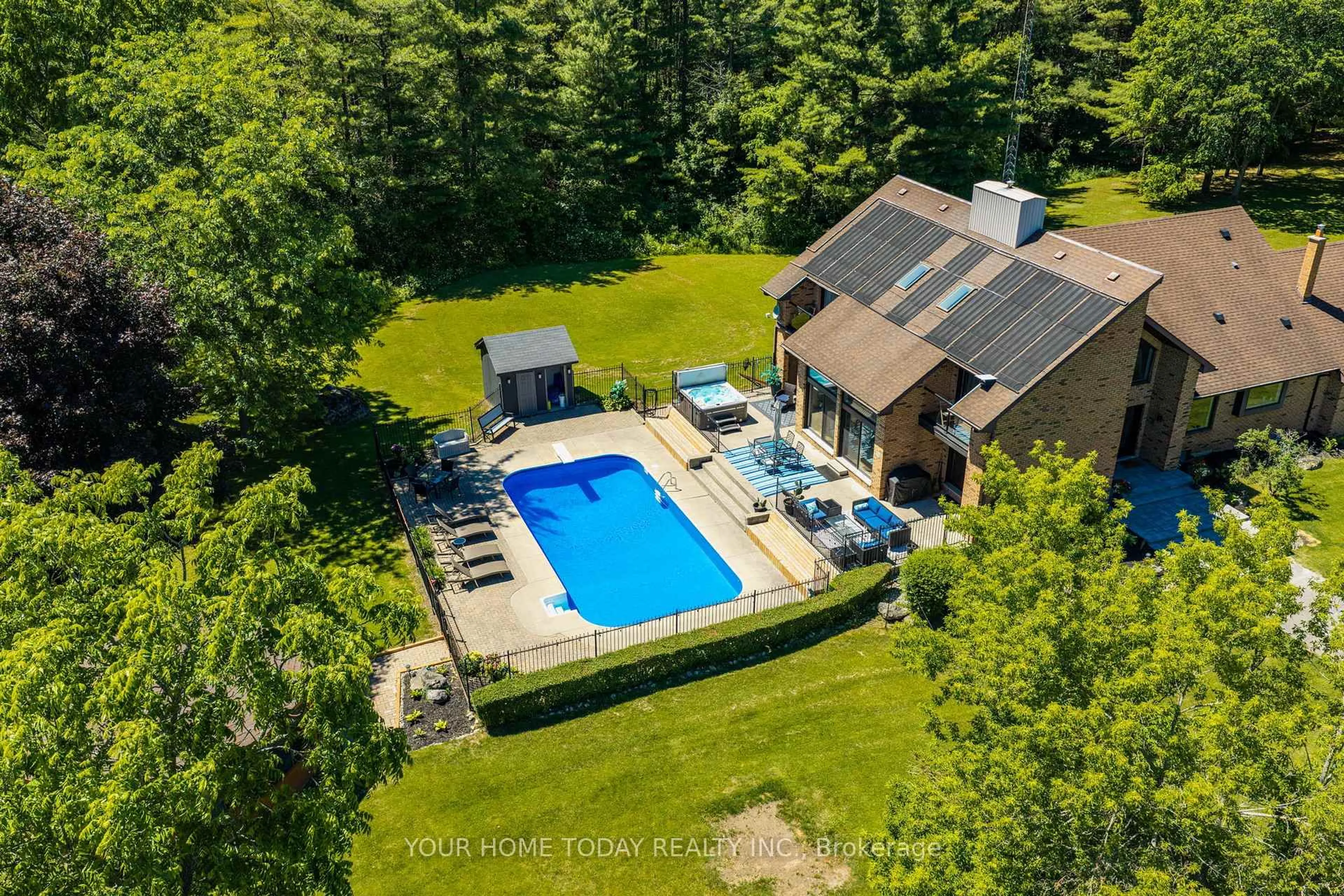 A pic from outside/outdoor area/front of a property/back of a property/a pic from drone, water/lake/river/ocean view for 12492 Highway 7 Highway, Halton Hills Ontario L7G 4S4