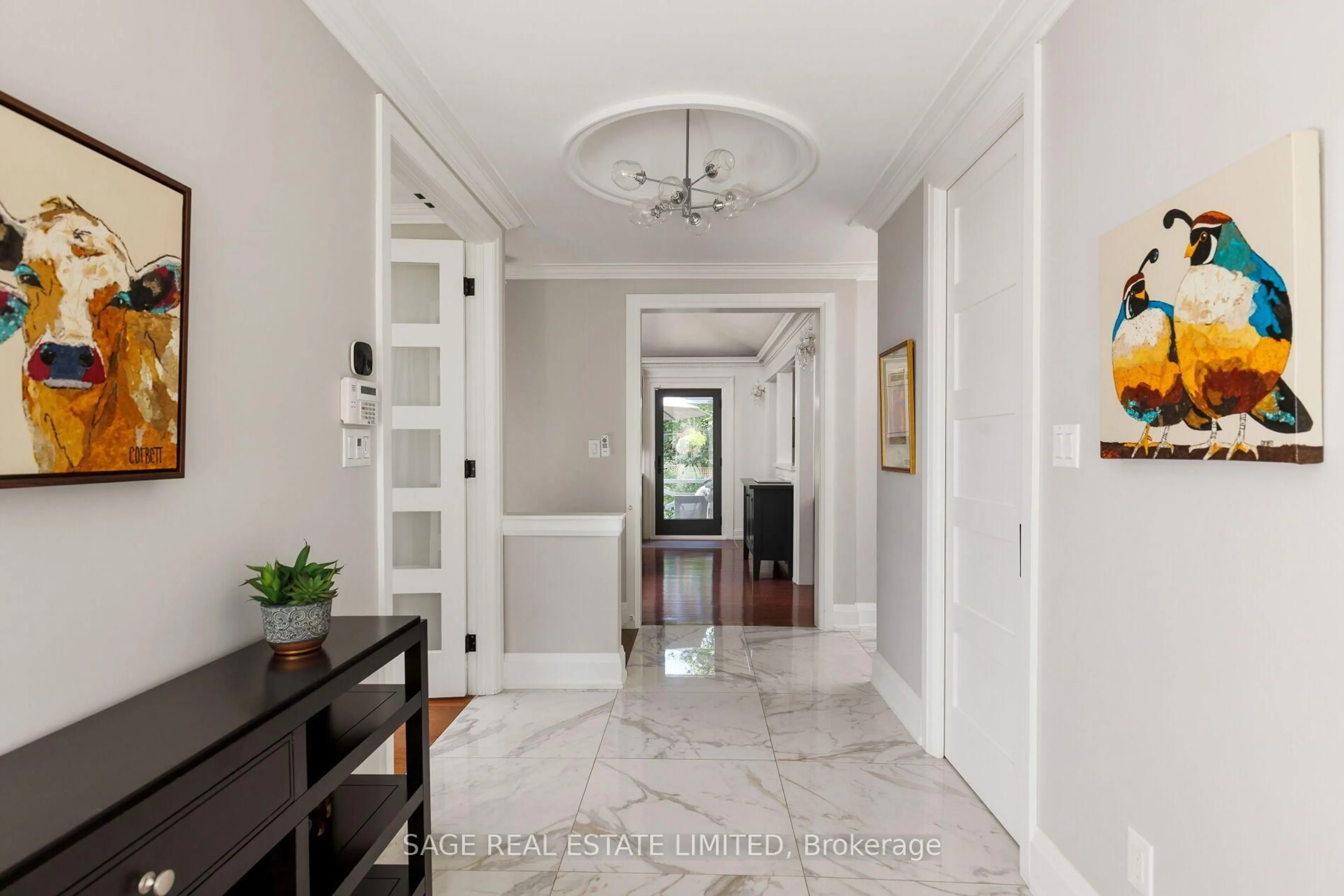 Indoor entryway for 5 Blair Athol Cres, Toronto Ontario M9A 1X6