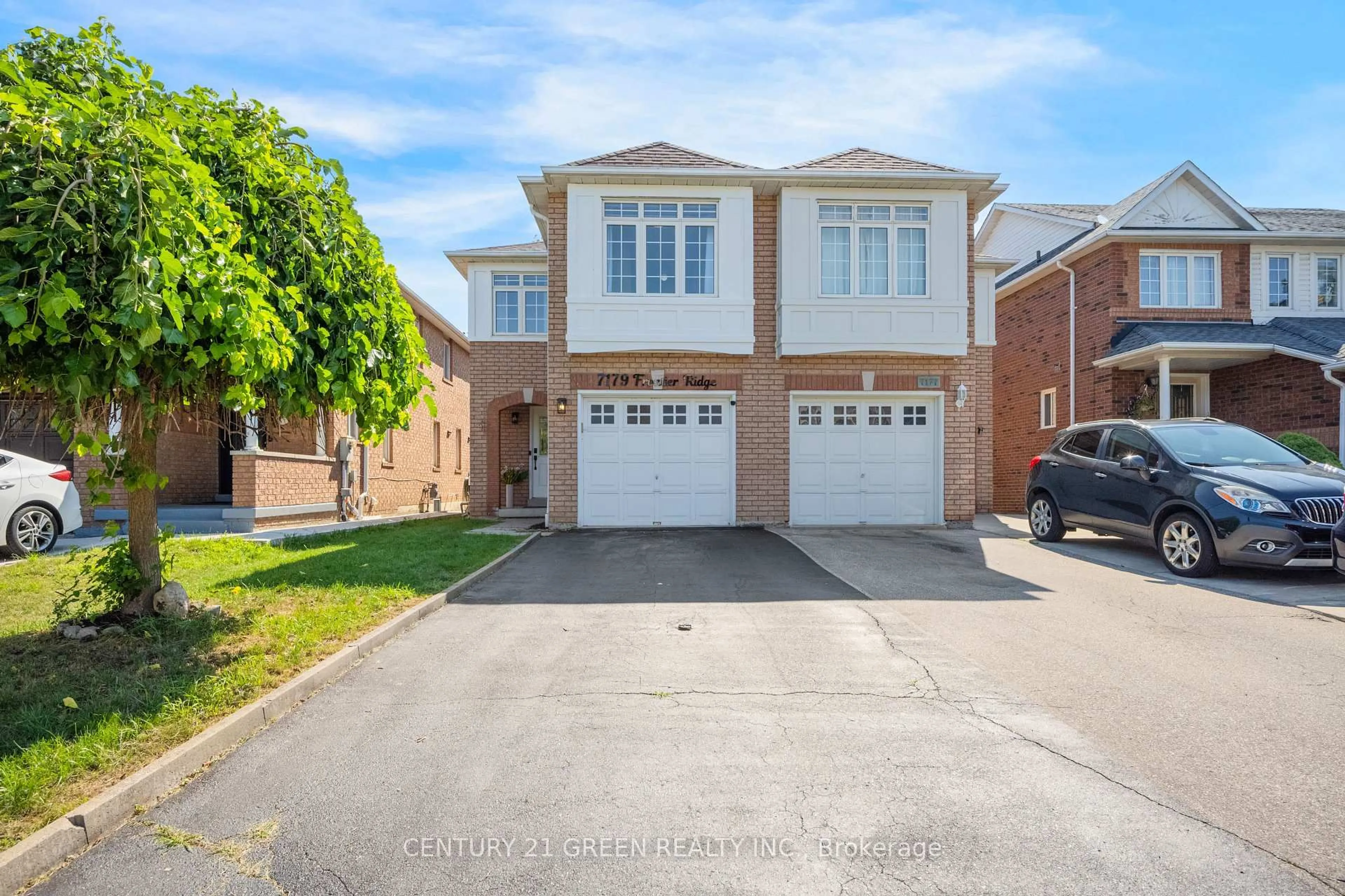 Home with brick exterior material, street for 7179 Frontier Rdge, Mississauga Ontario L5N 7R2