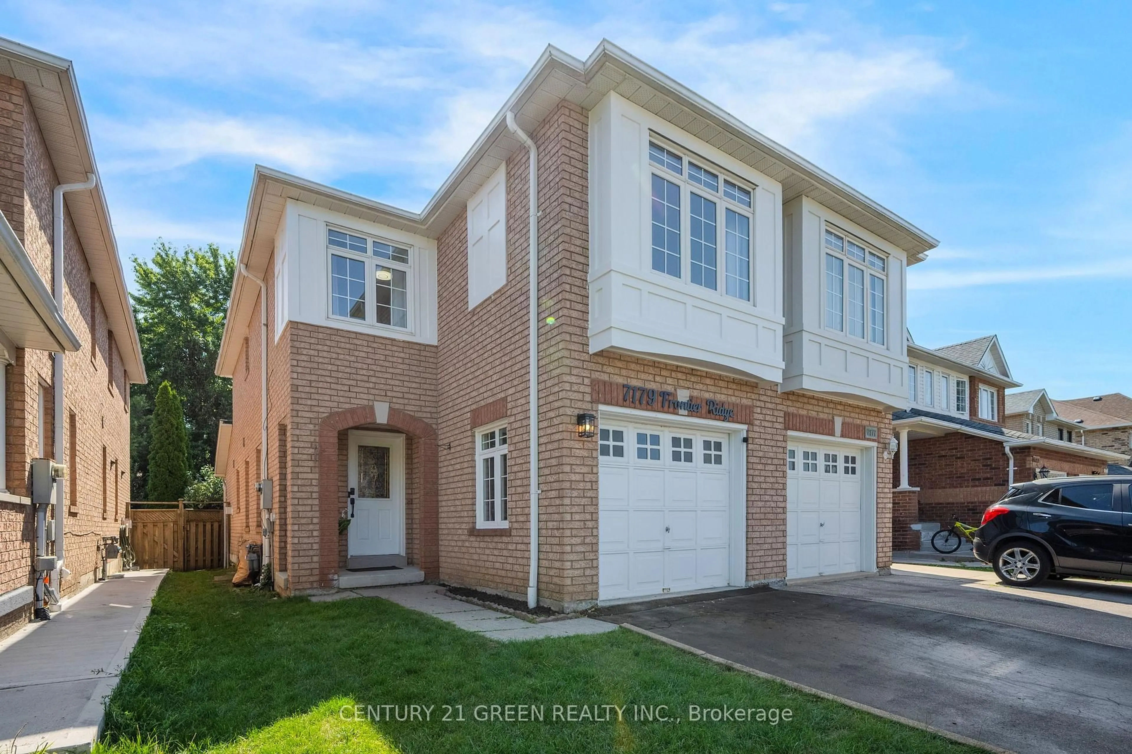 Home with brick exterior material, street for 7179 Frontier Rdge, Mississauga Ontario L5N 7R2