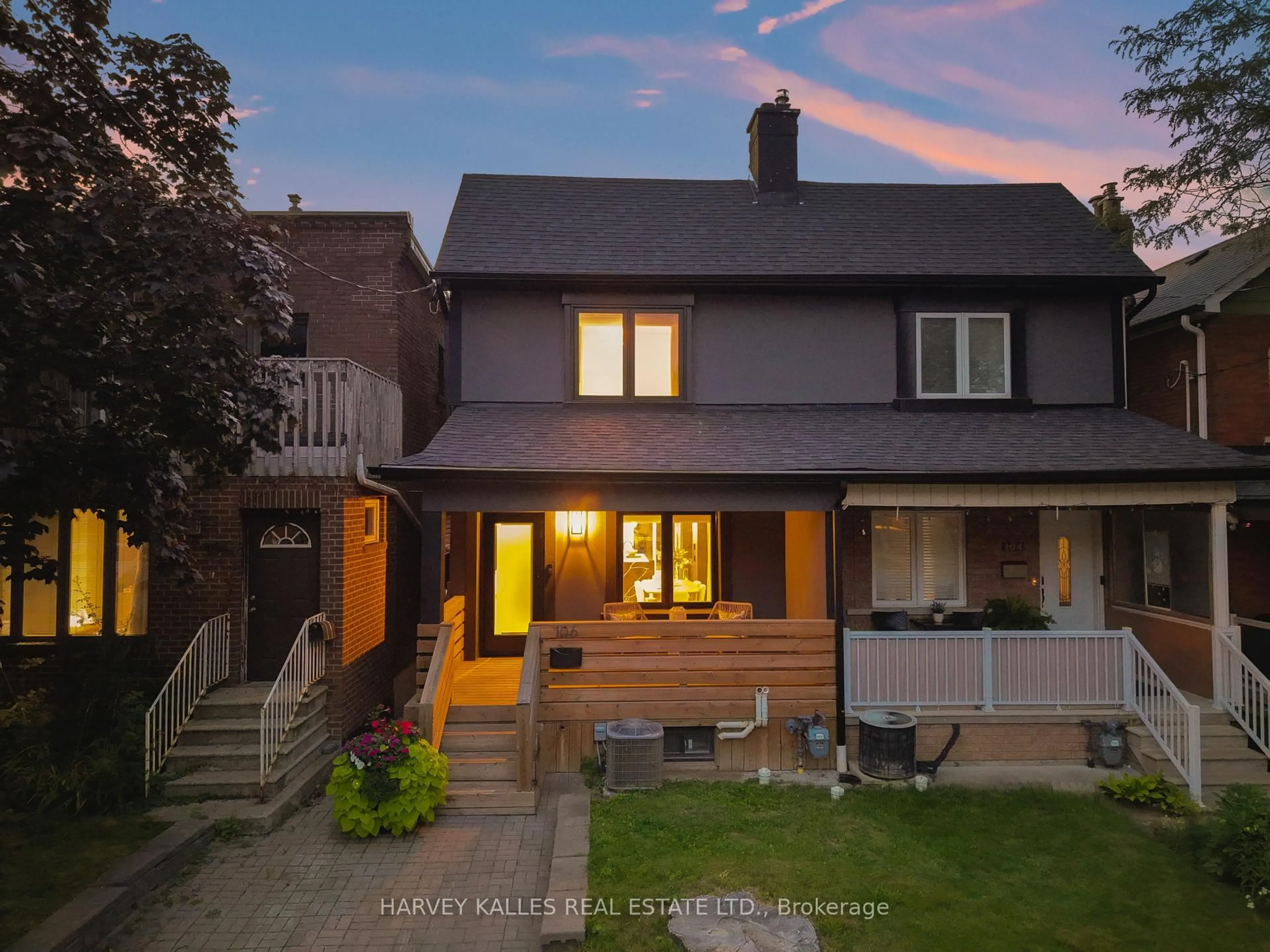 Unknown for 106 Hope St, Toronto Ontario M6E 1J9