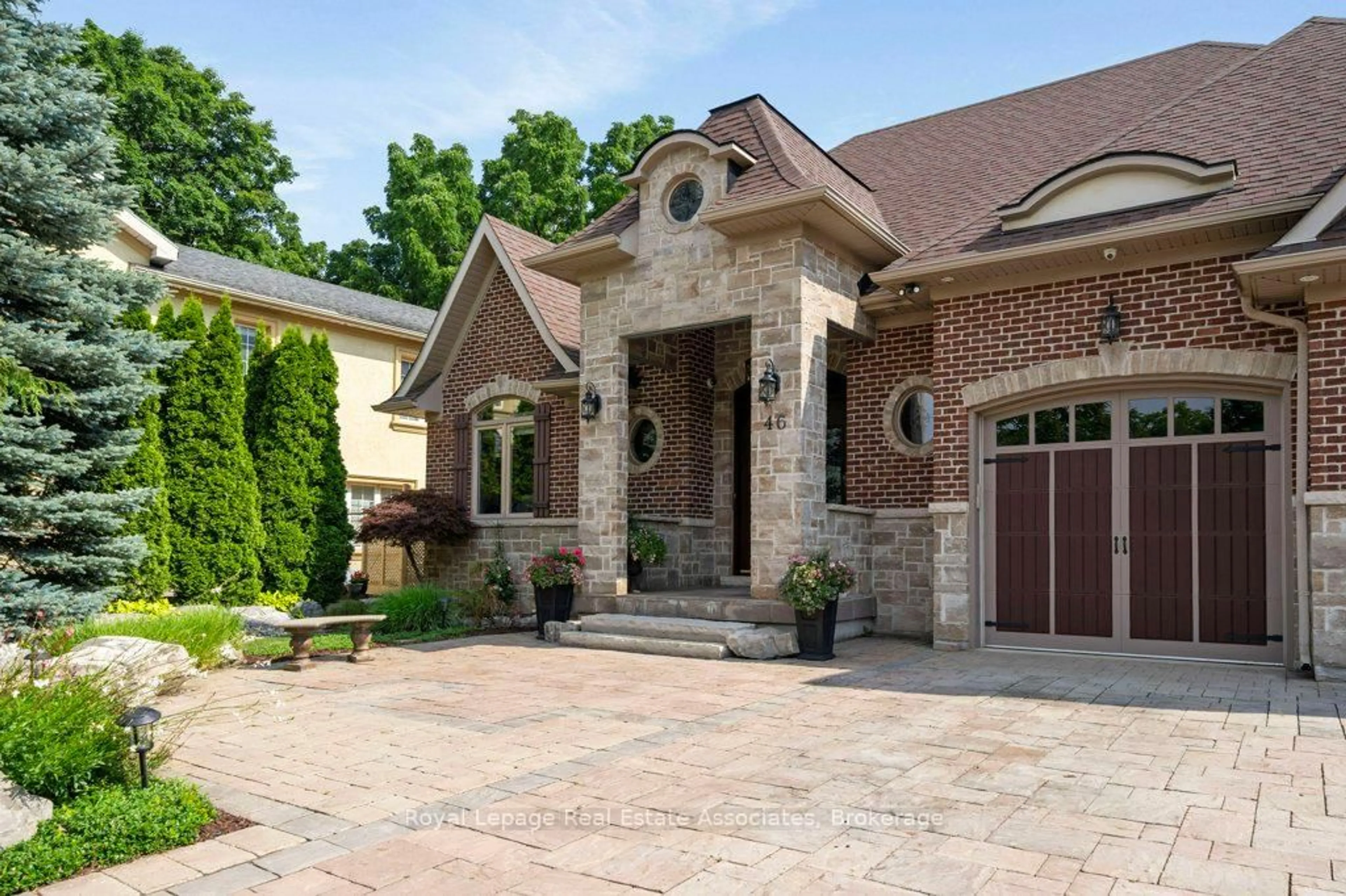 Home with brick exterior material, street for 46 Scott St, Brampton Ontario L6V 1S2