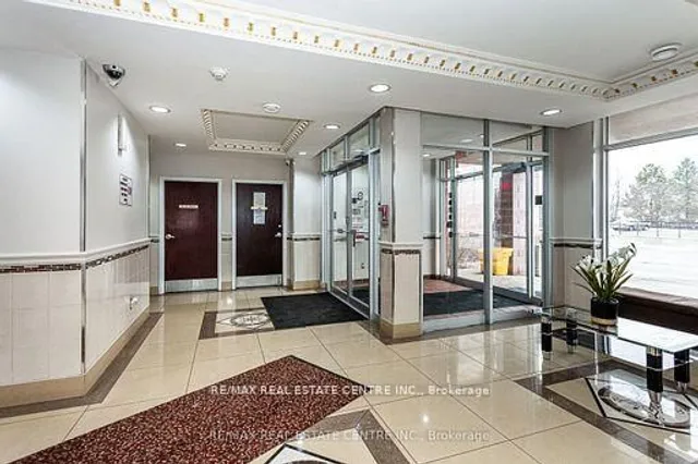7405 Goreway Dr #520, Mississauga 2