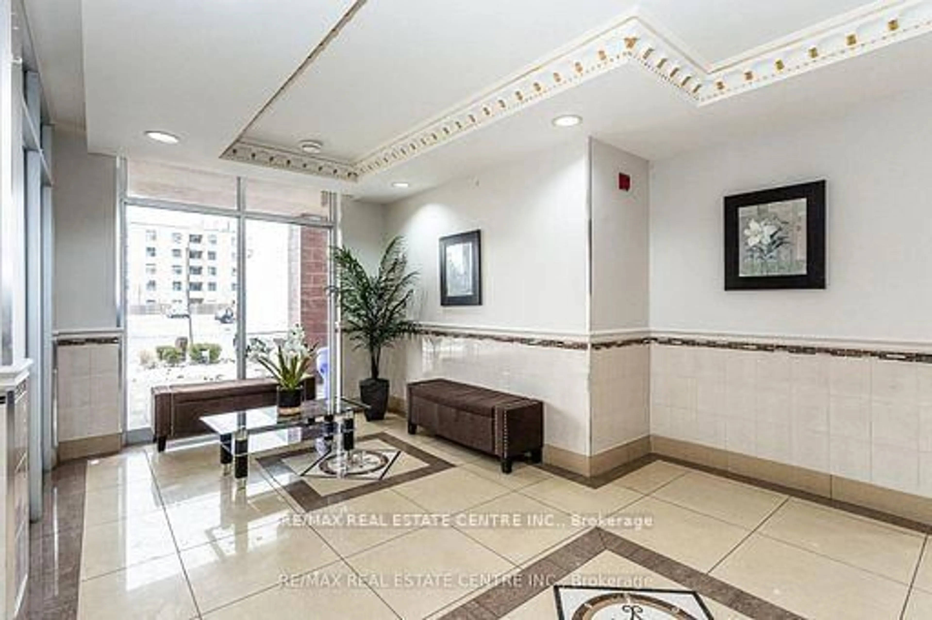 Unknown for 7405 Goreway Dr #520, Mississauga Ontario L4T 0A3