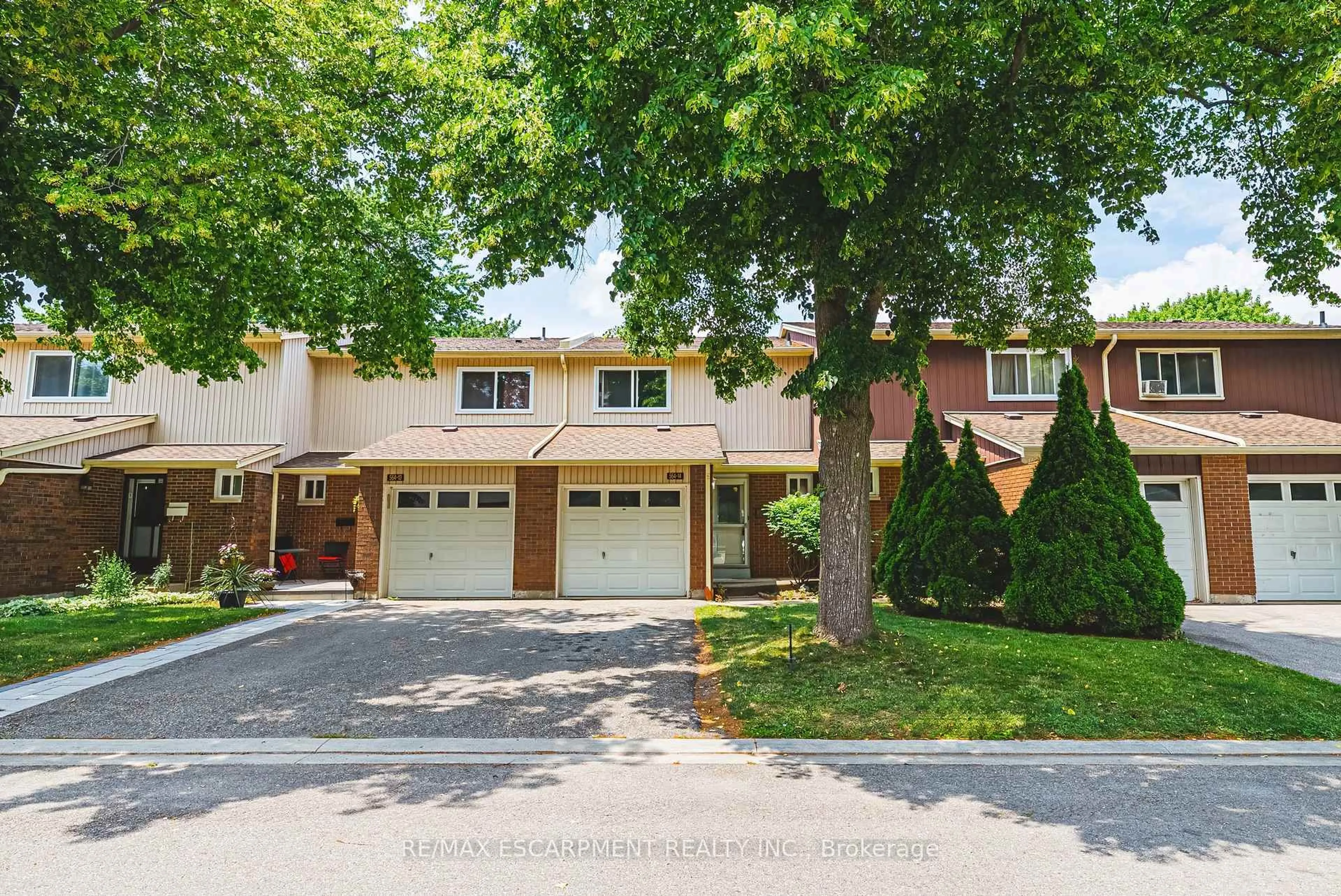 Unknown for 564 Sheraton Rd #14, Burlington Ontario L7L 4B2