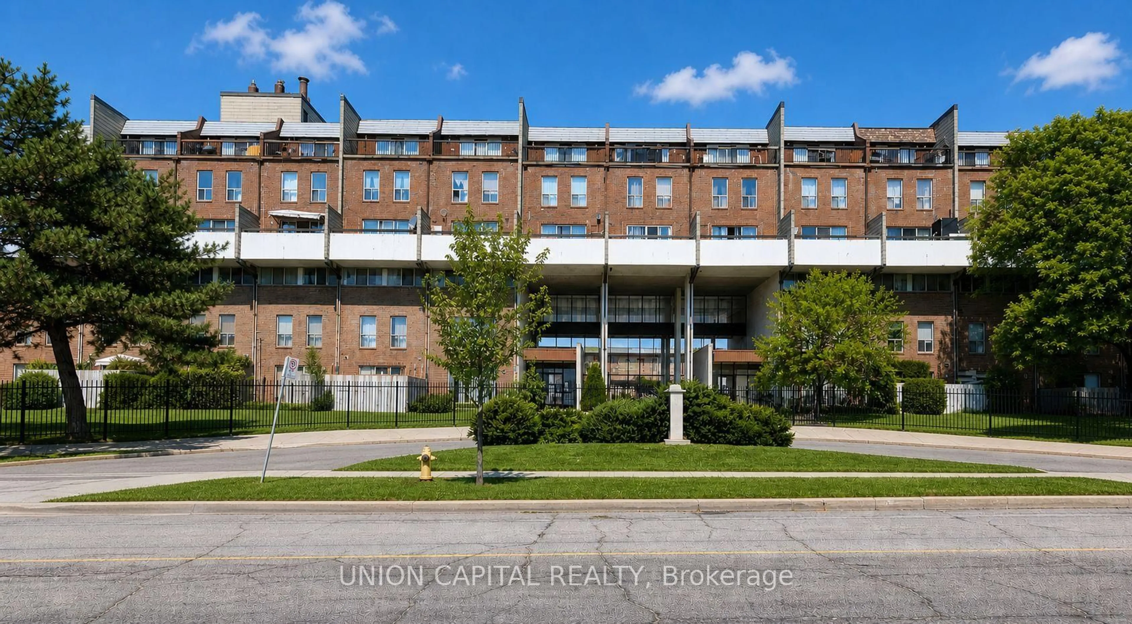 Unknown for 10 Eddystone Ave #167, Toronto Ontario M3N 2T2