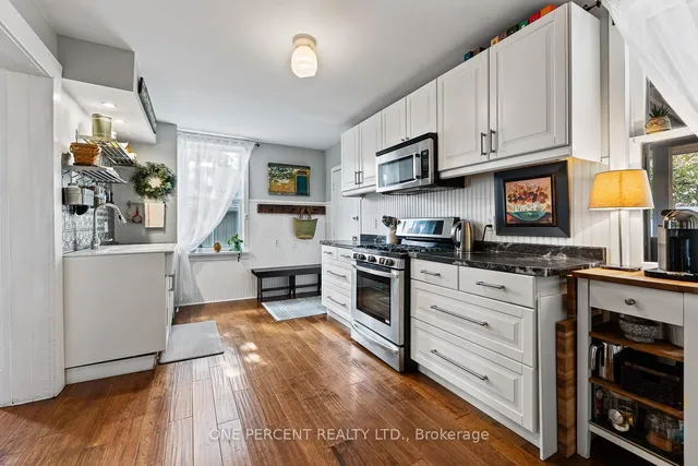 3 Bird Ave, Brampton 5