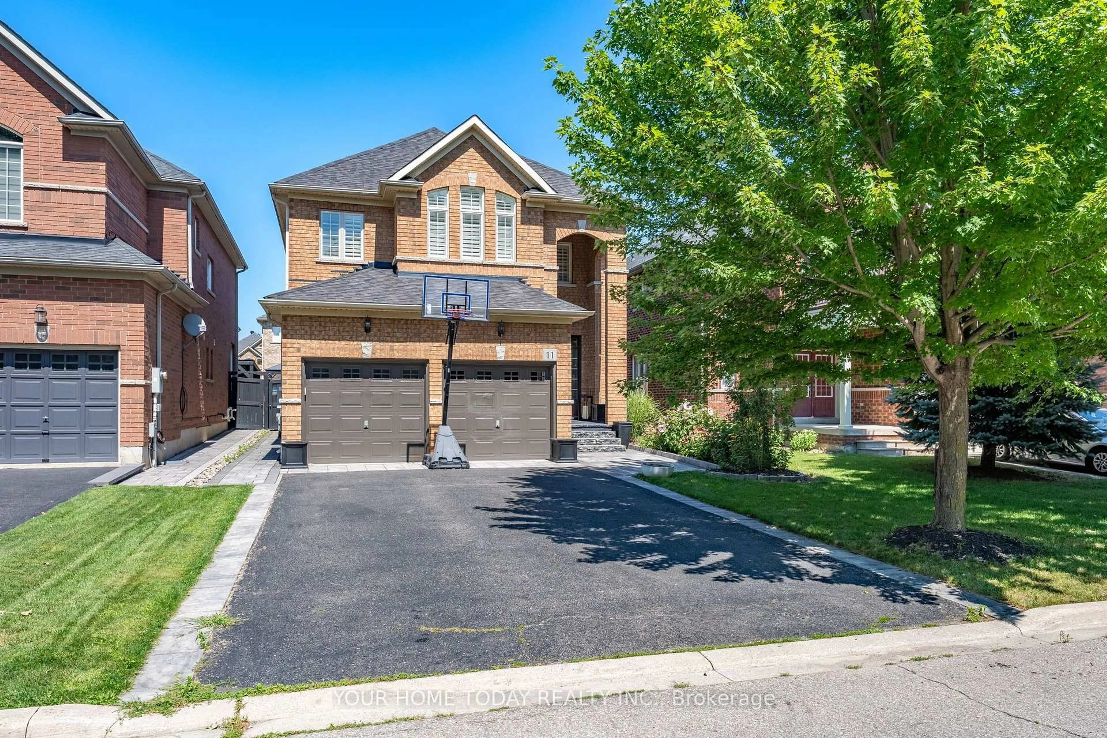 Home with brick exterior material, street for 11 Orchid Ave, Halton Hills Ontario L7G 6L7