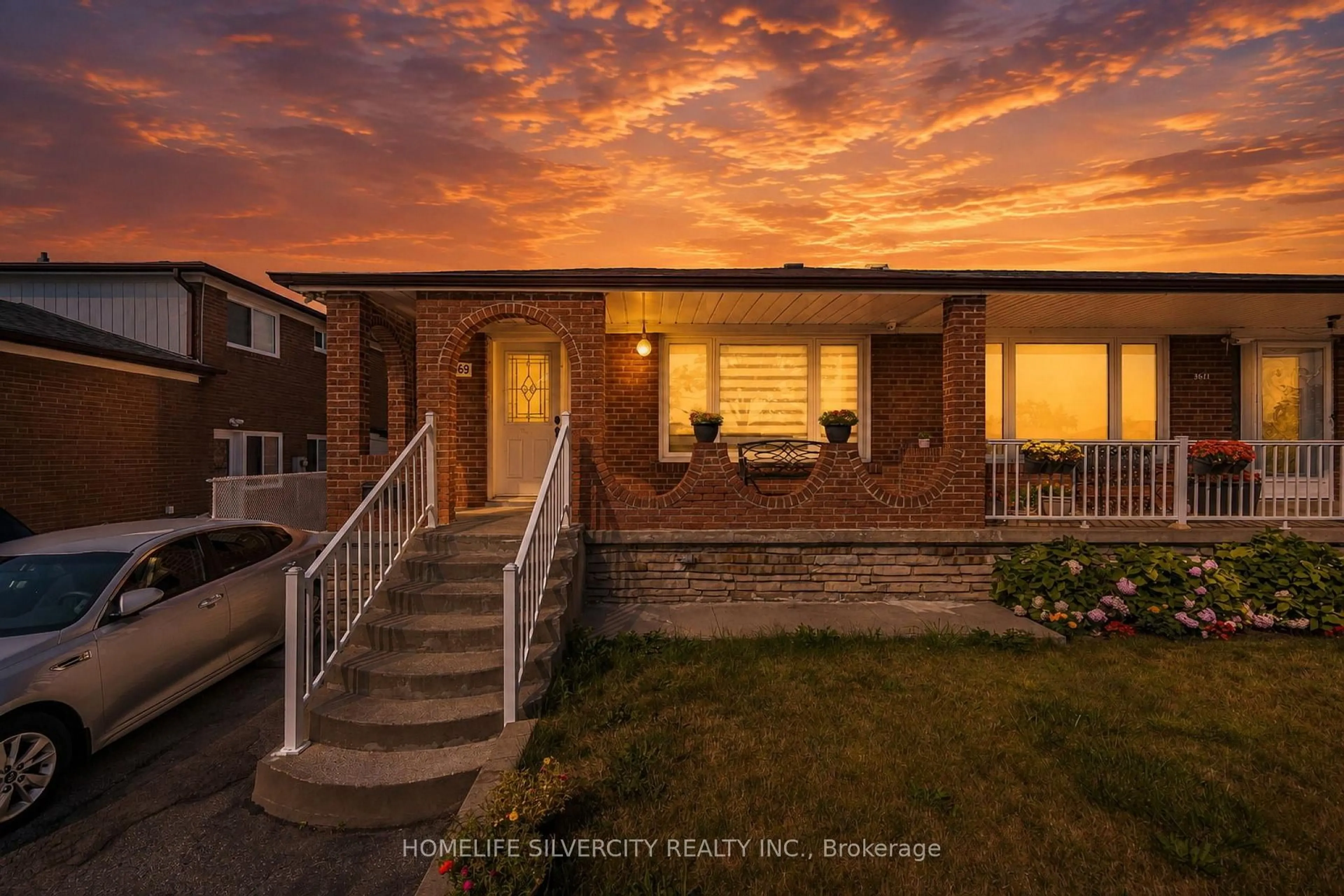 Home with brick exterior material, street for 3669 Corliss Cres, Mississauga Ontario L4T 2Z2