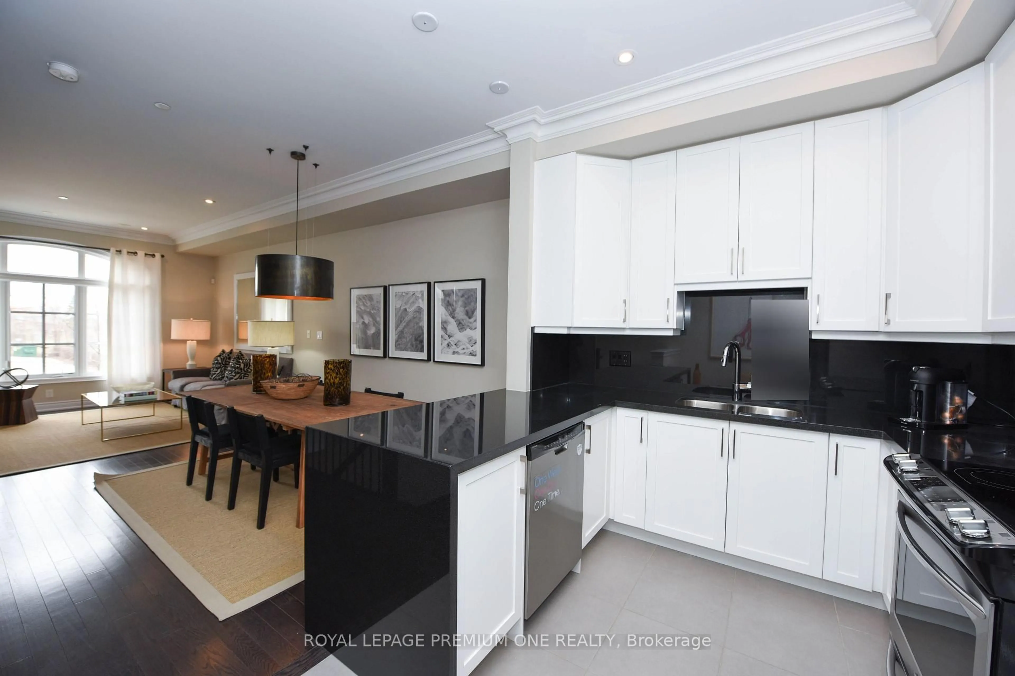 Open concept kitchen, ceramic/tile floor for 6A ACORN Ave, Toronto Ontario M9B 0B7