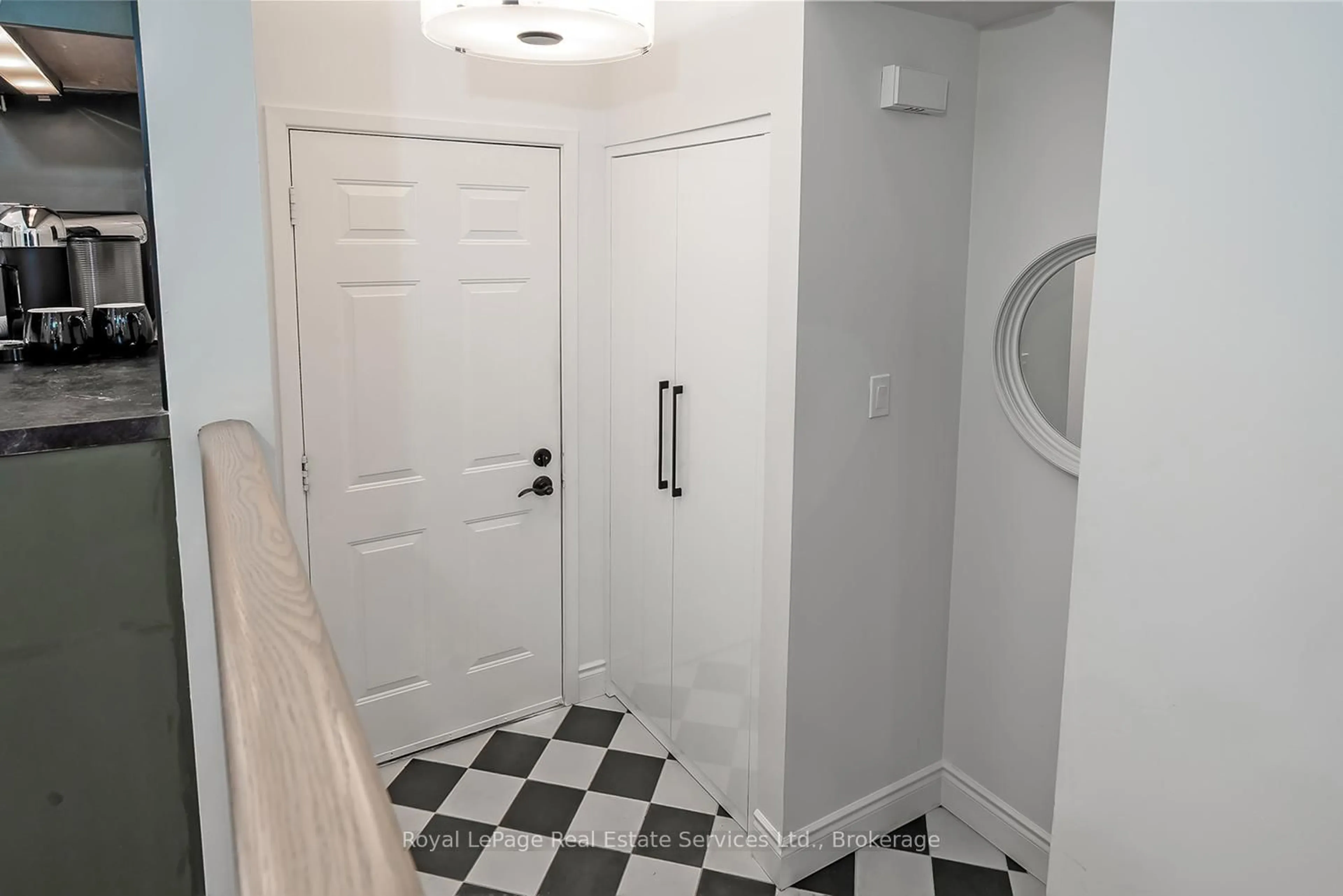 Indoor entryway for 65 Normandy Pl, Oakville Ontario L6K 1R9