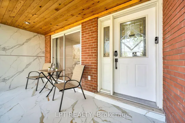 41 Keegan Cres, Toronto 5