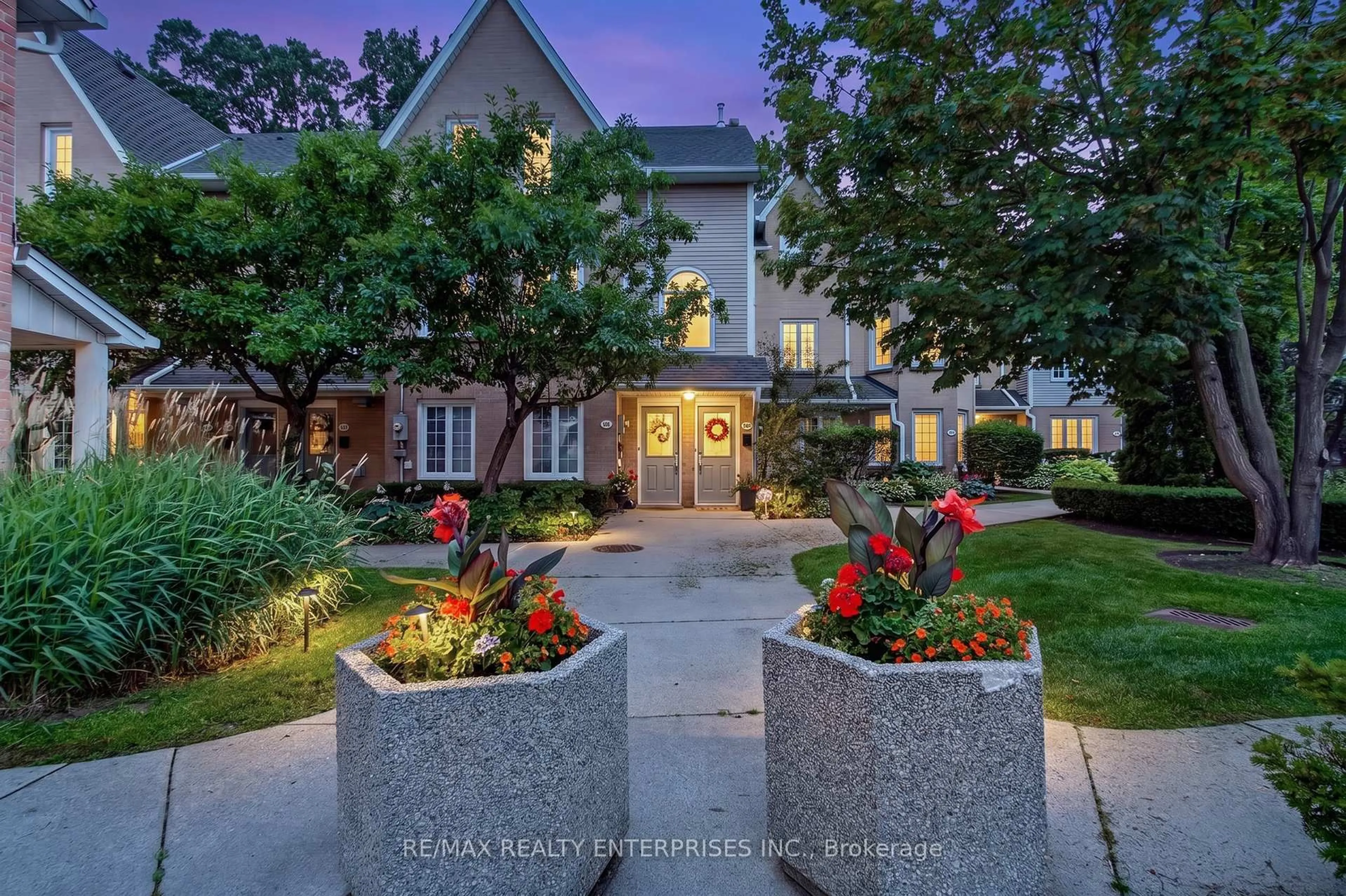 Unknown for 2110 Cleaver Ave #219, Burlington Ontario L7M 3Z4