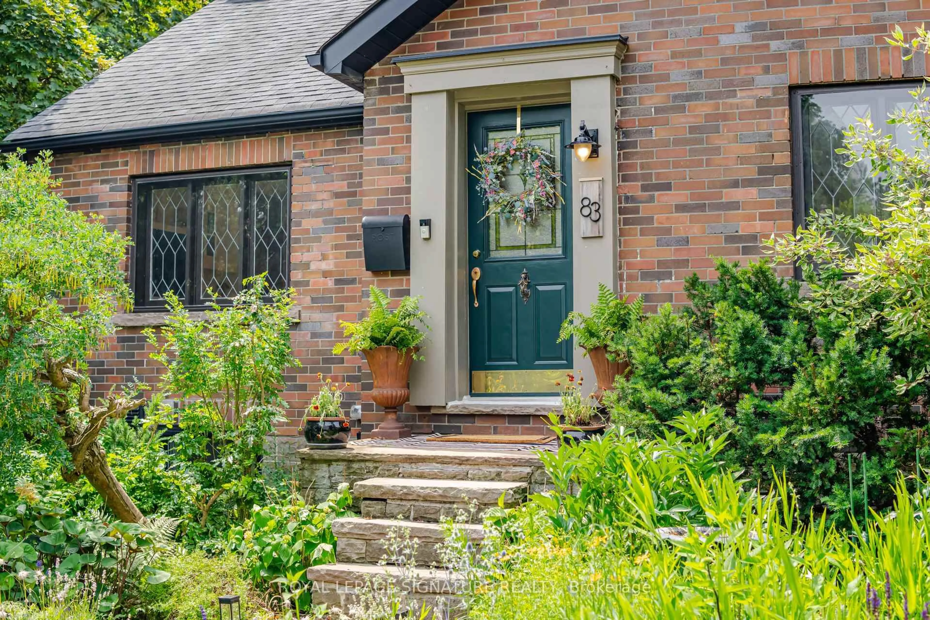 Home with brick exterior material, street for 83 Mill St, Brampton Ontario L6Y 1S9