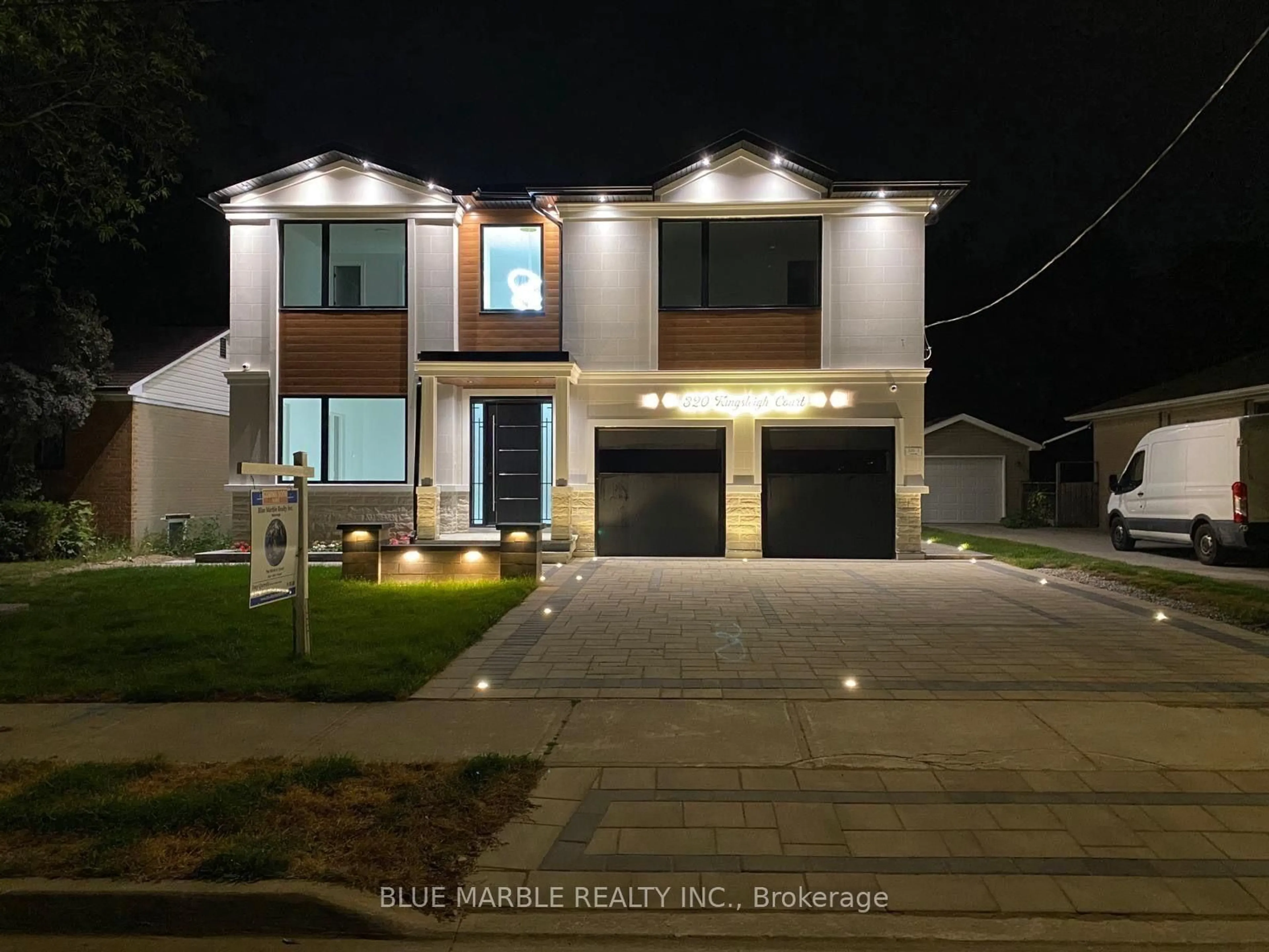 Home with brick exterior material, street for 320 Kingsleigh Crt, Milton Ontario L9T 1X7