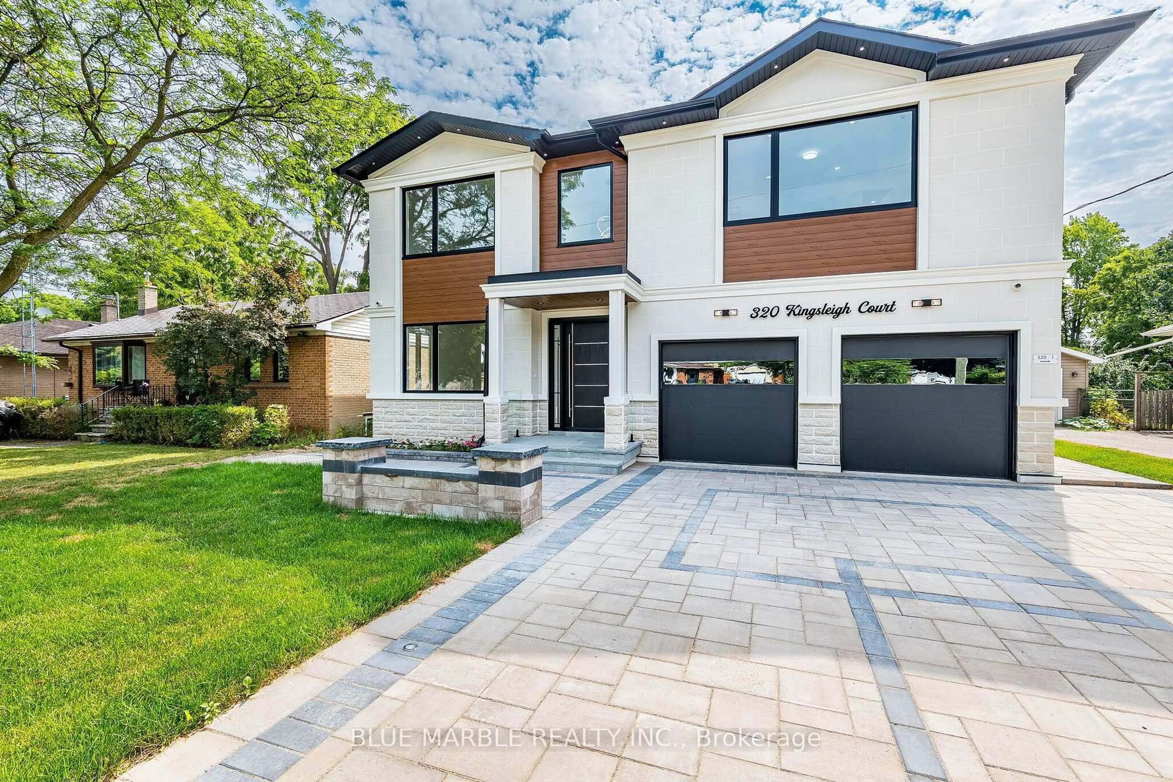 Home with brick exterior material, street for 320 Kingsleigh Crt, Milton Ontario L9T 1X7