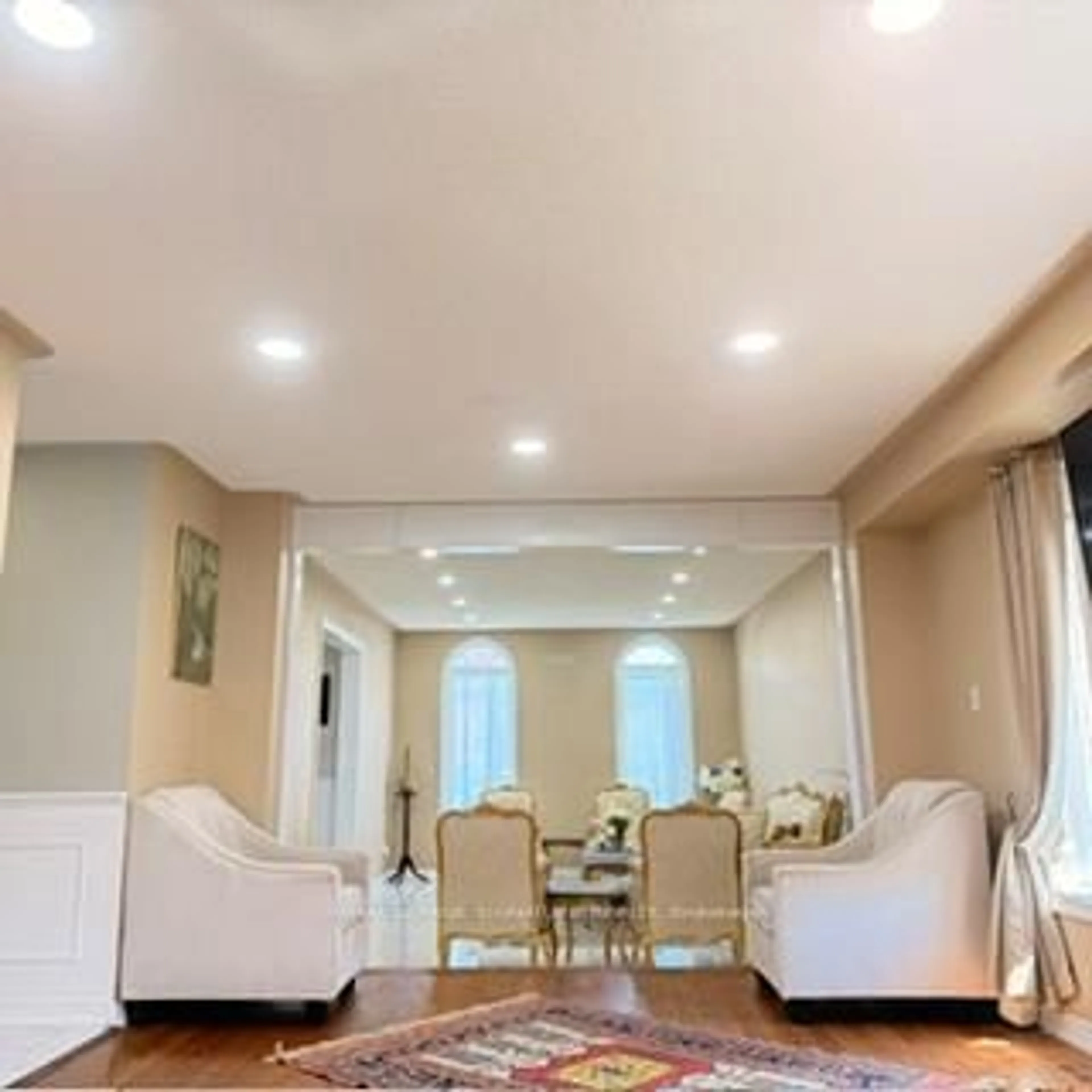 A pic of a room for 3388 Trelawny Circ, Mississauga Ontario L5N 6N6