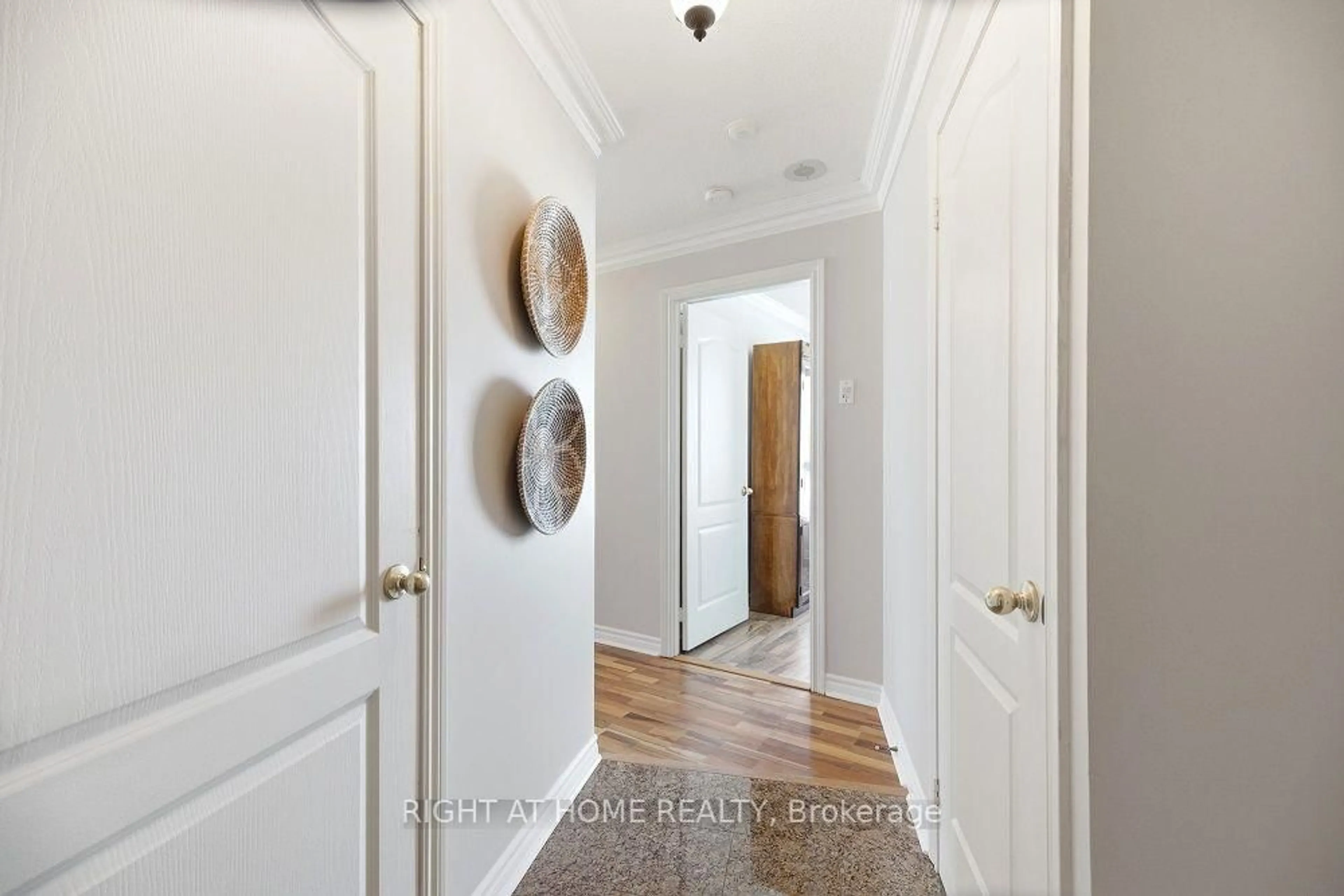 Indoor entryway for 2111 Lake Shore Blvd #508, Toronto Ontario M8V 4B2